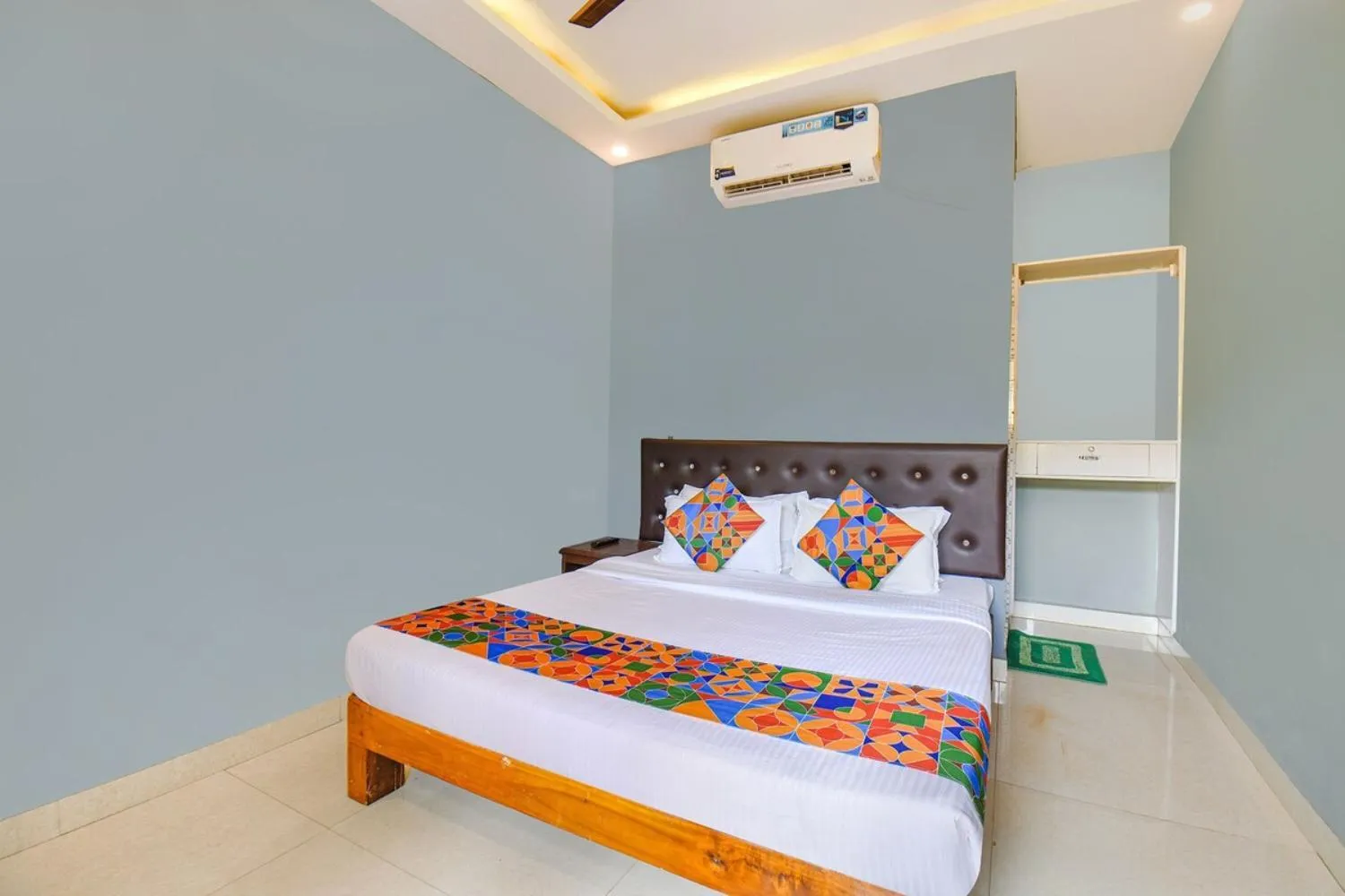 Photo of the whole room, Bed in YogiTree Beach Resort & Cafe - 100m from Morjim Beach