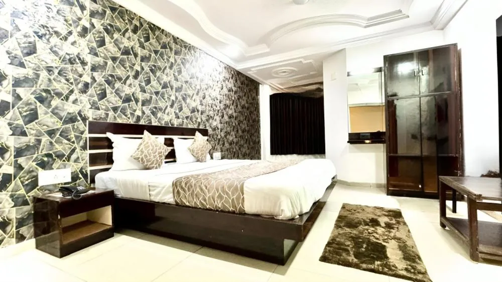 Double Room in Hotel Dev Palace