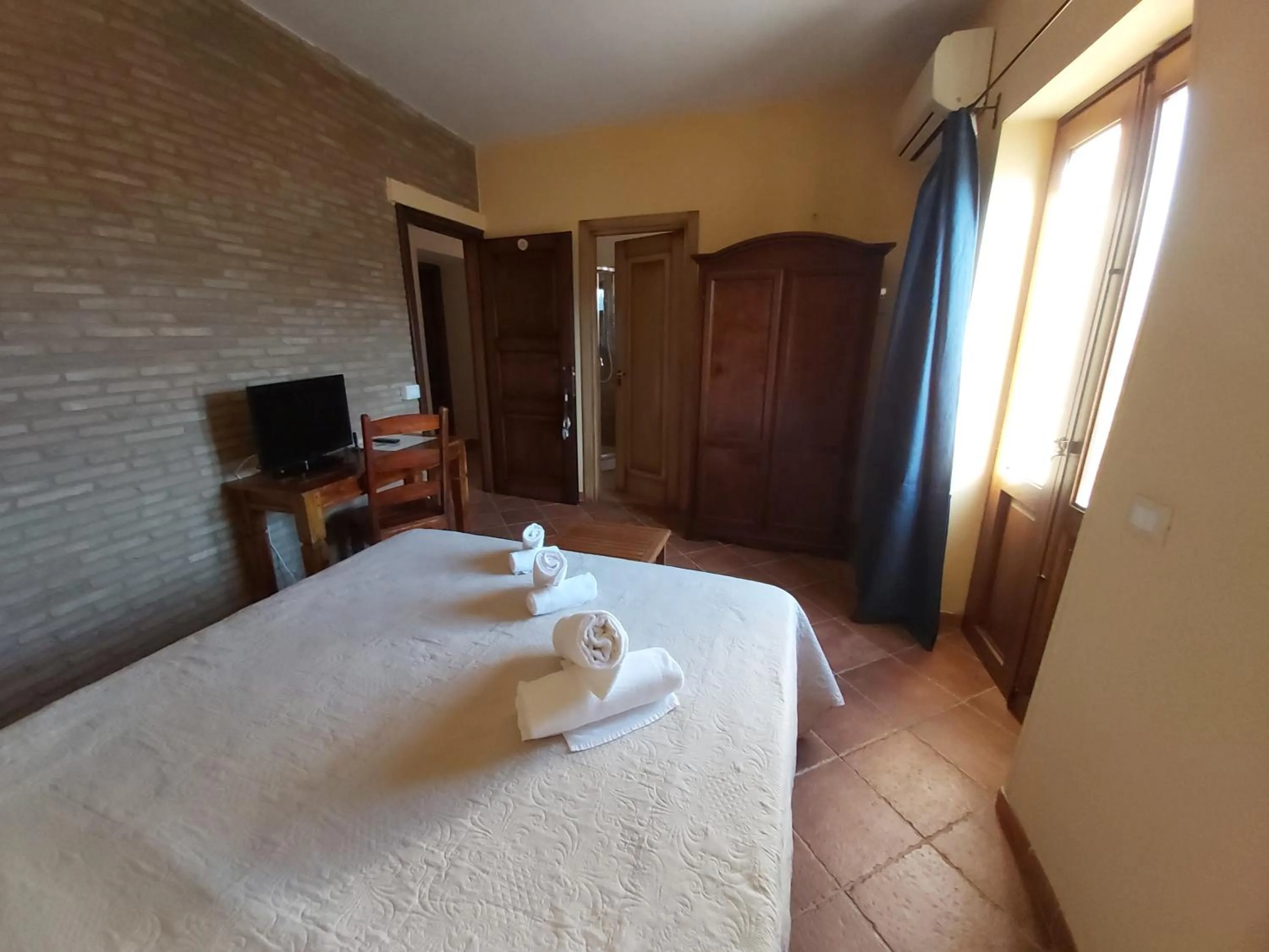 Photo of the whole room, Bed in Agriturismo Passo dei Briganti