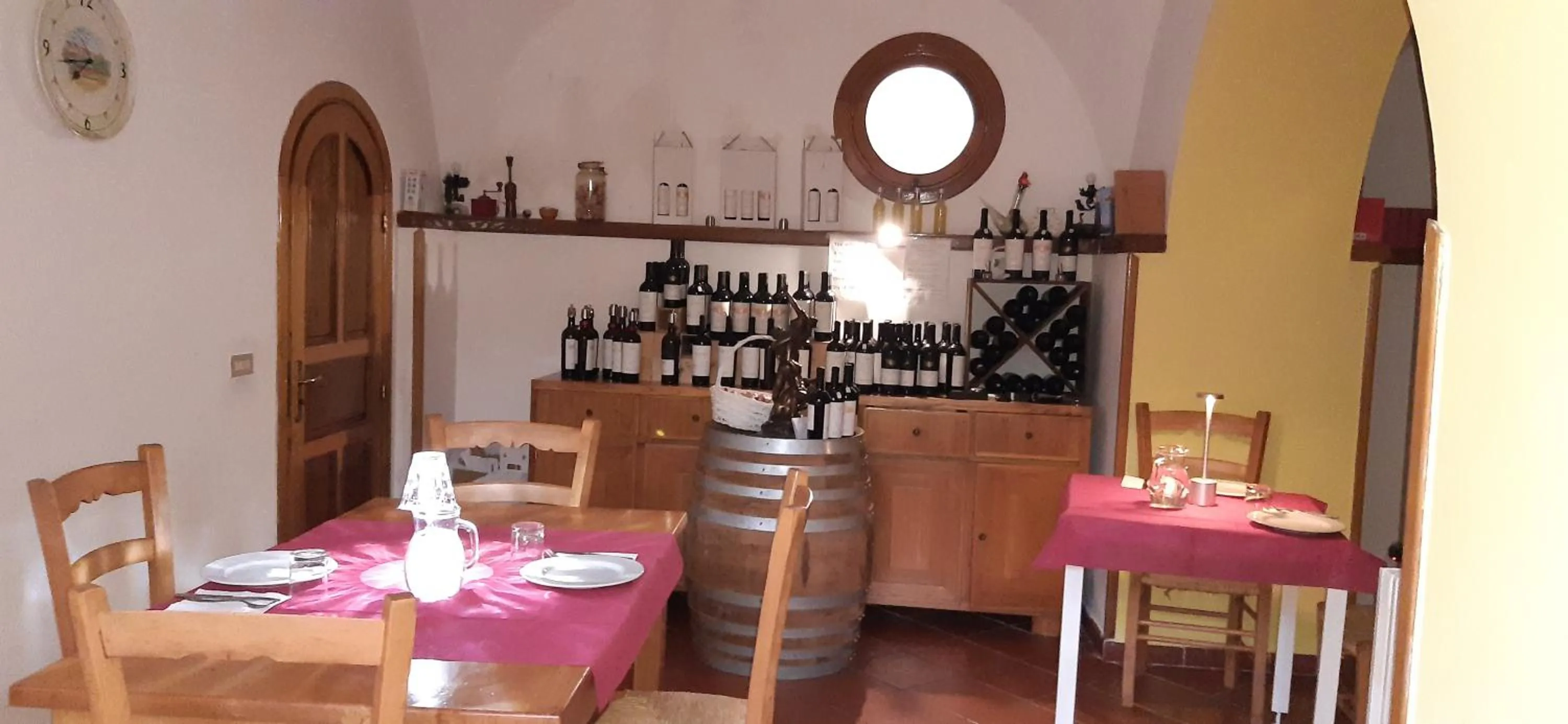 Restaurant/places to eat in Agriturismo Mare e Monti
