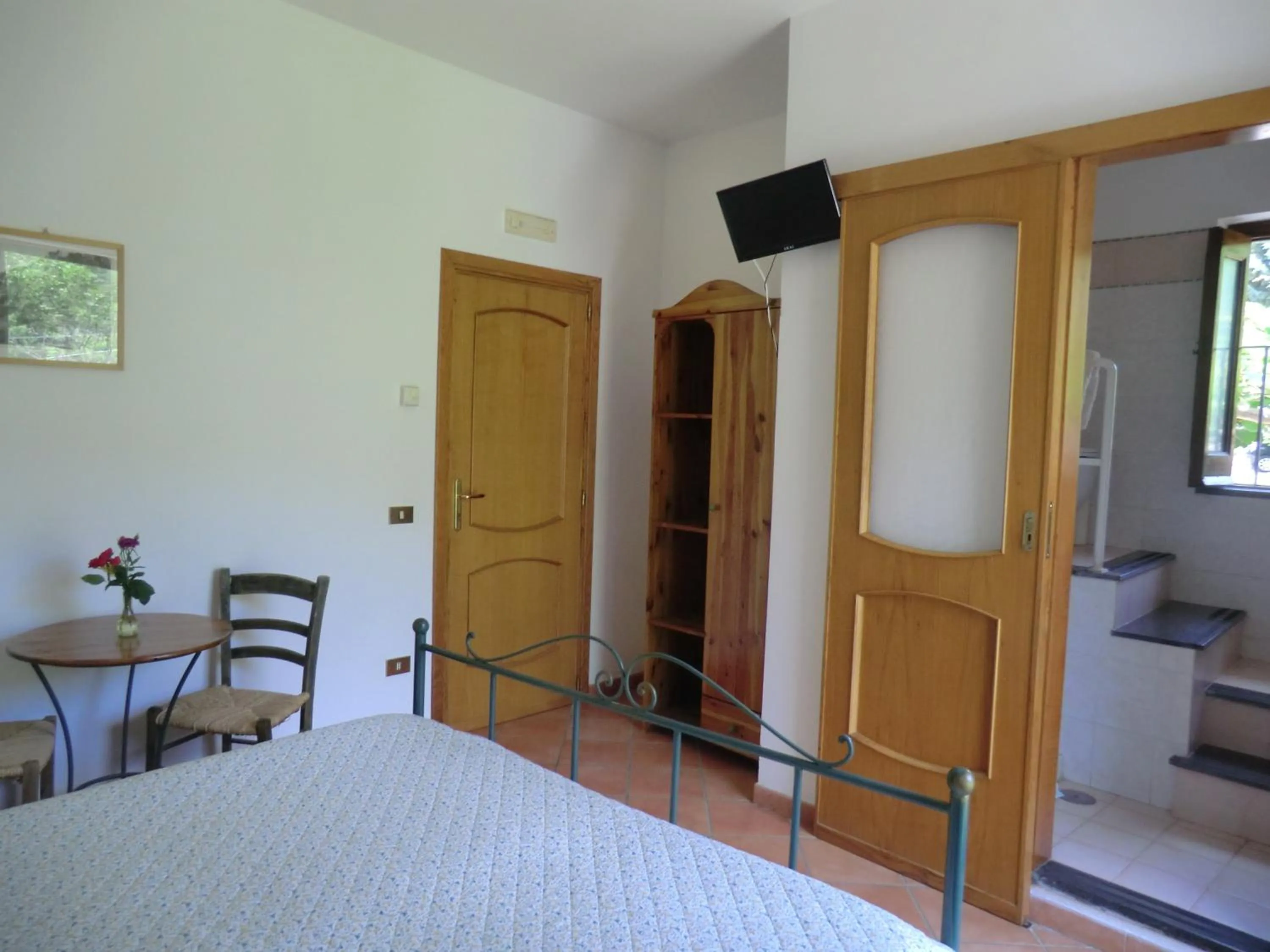 Photo of the whole room, Bed in Agriturismo Mare e Monti