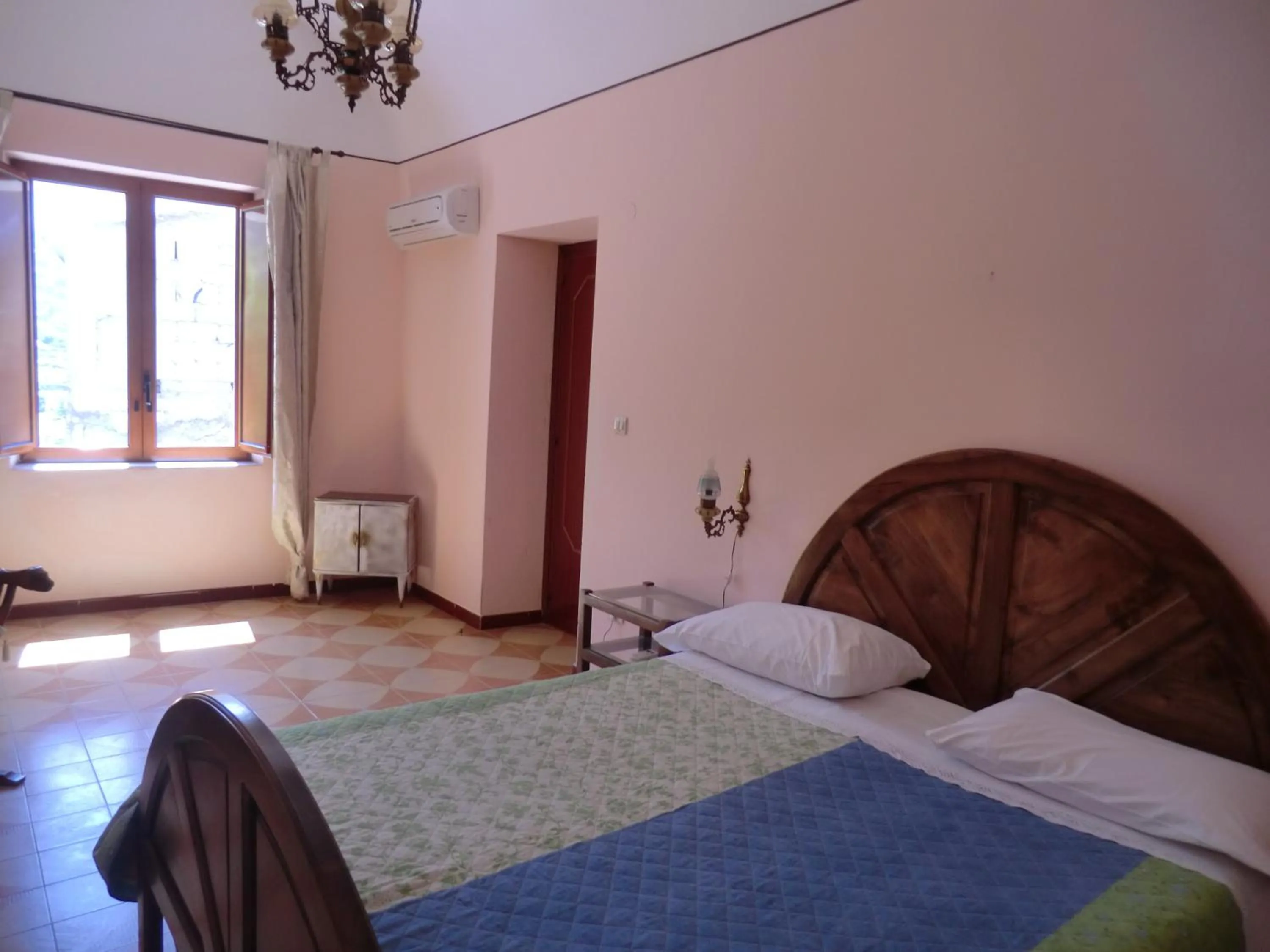 Photo of the whole room, Bed in Agriturismo Mare e Monti