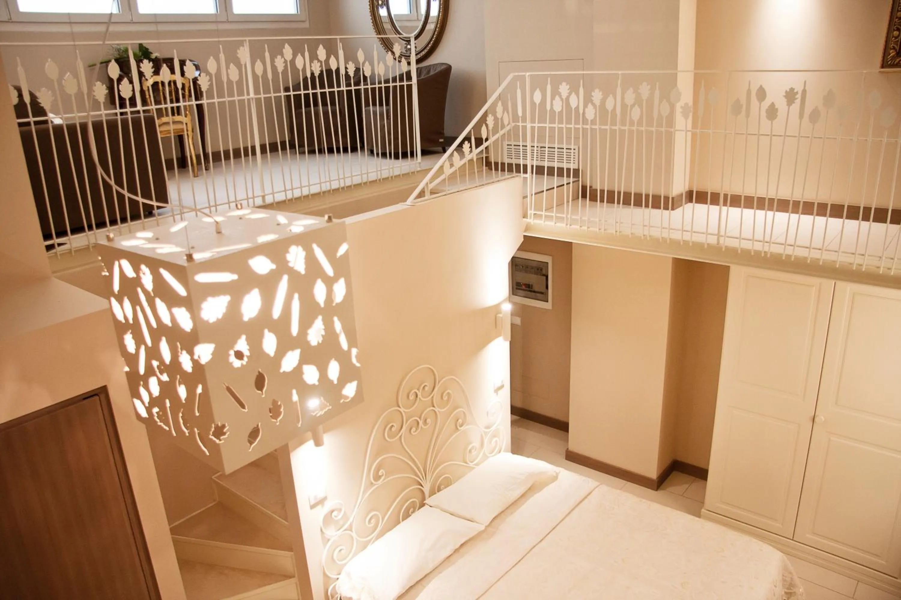 Large Suite - Split Level in La Castellana Loft Hotel