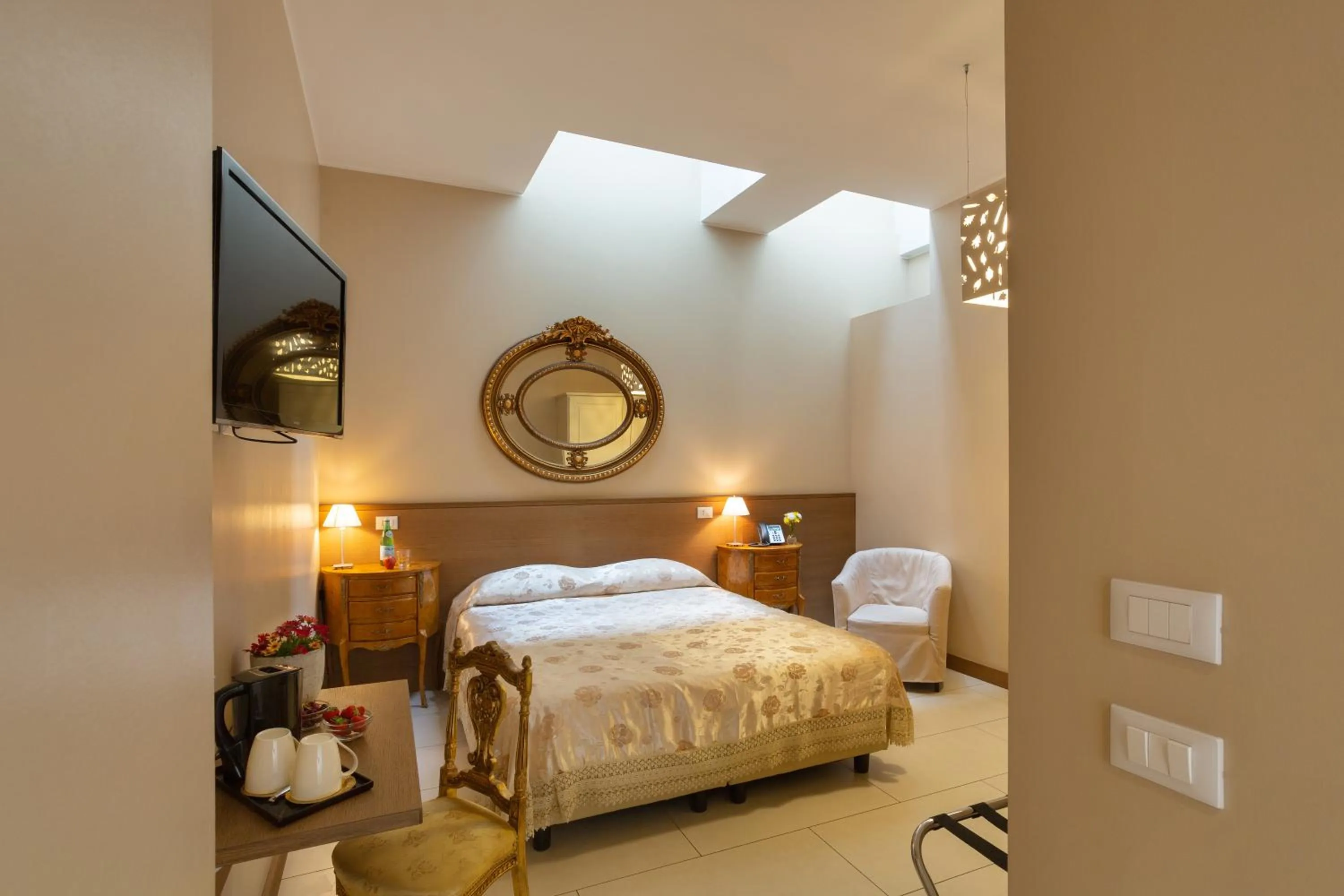 Double or Twin Room in La Castellana Loft Hotel