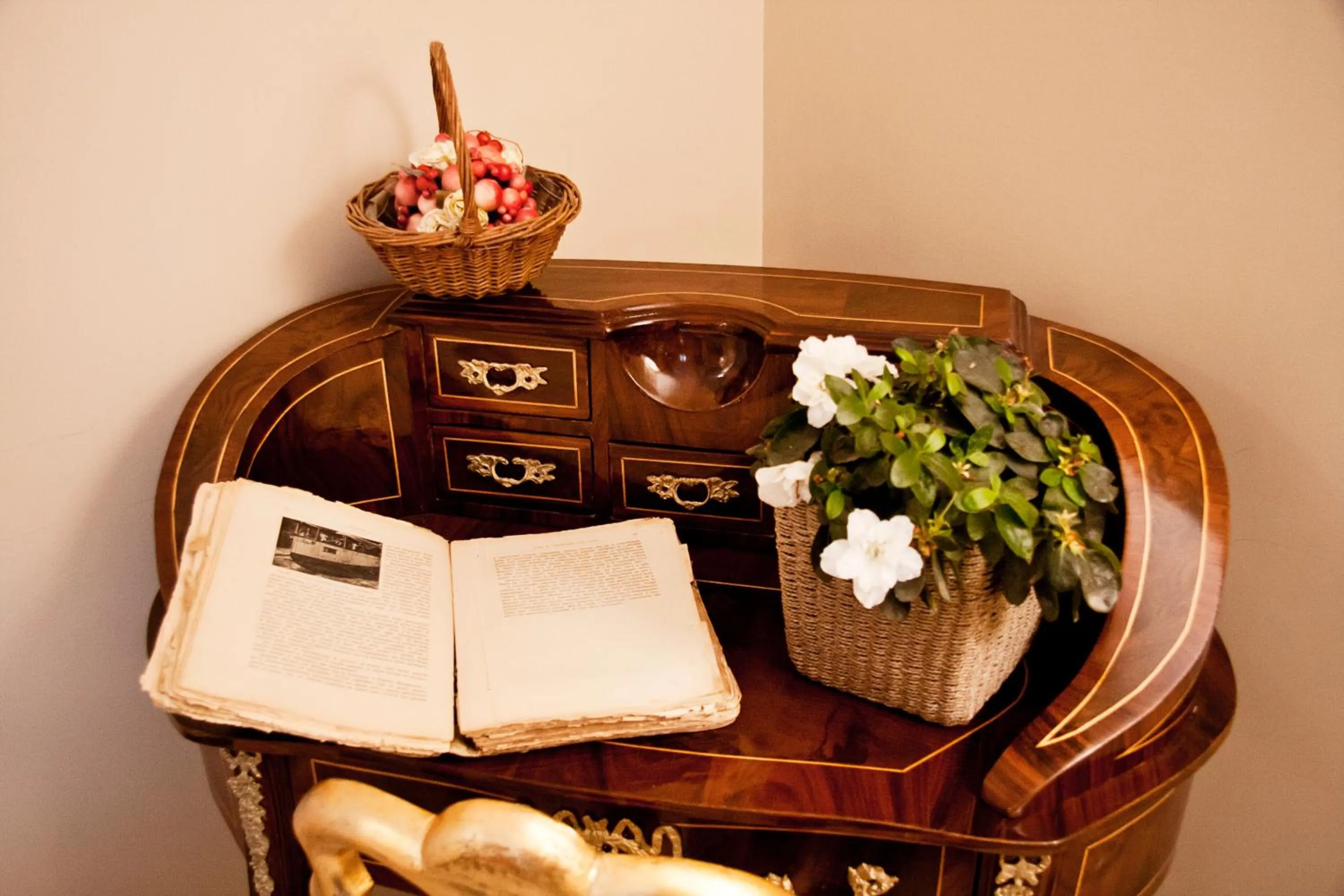 Decorative detail in La Castellana Loft Hotel