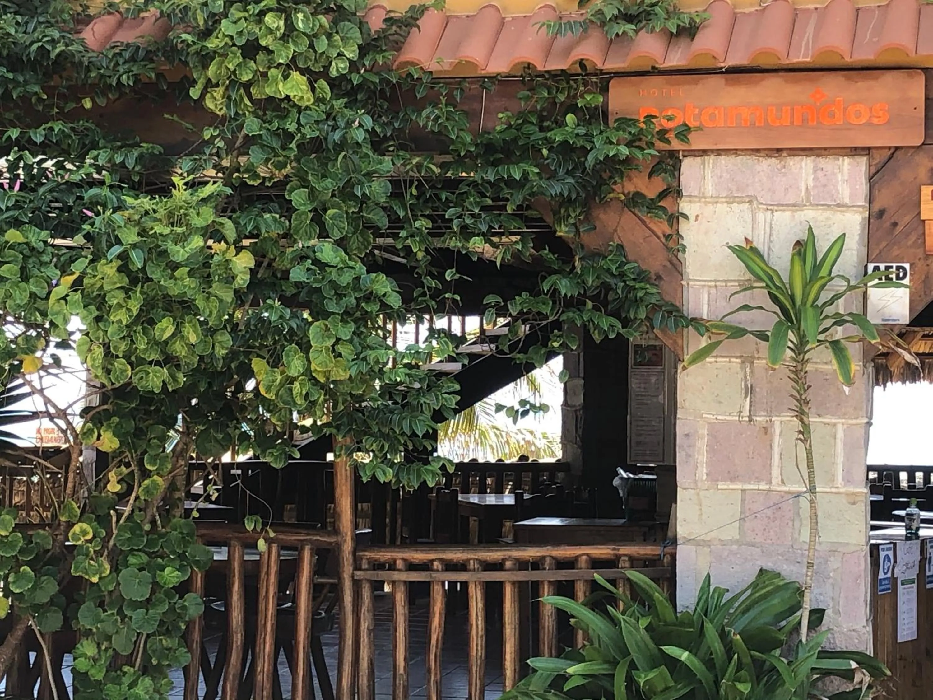 Facade/entrance in Hotel Paraíso del Pescador by Rotamundos