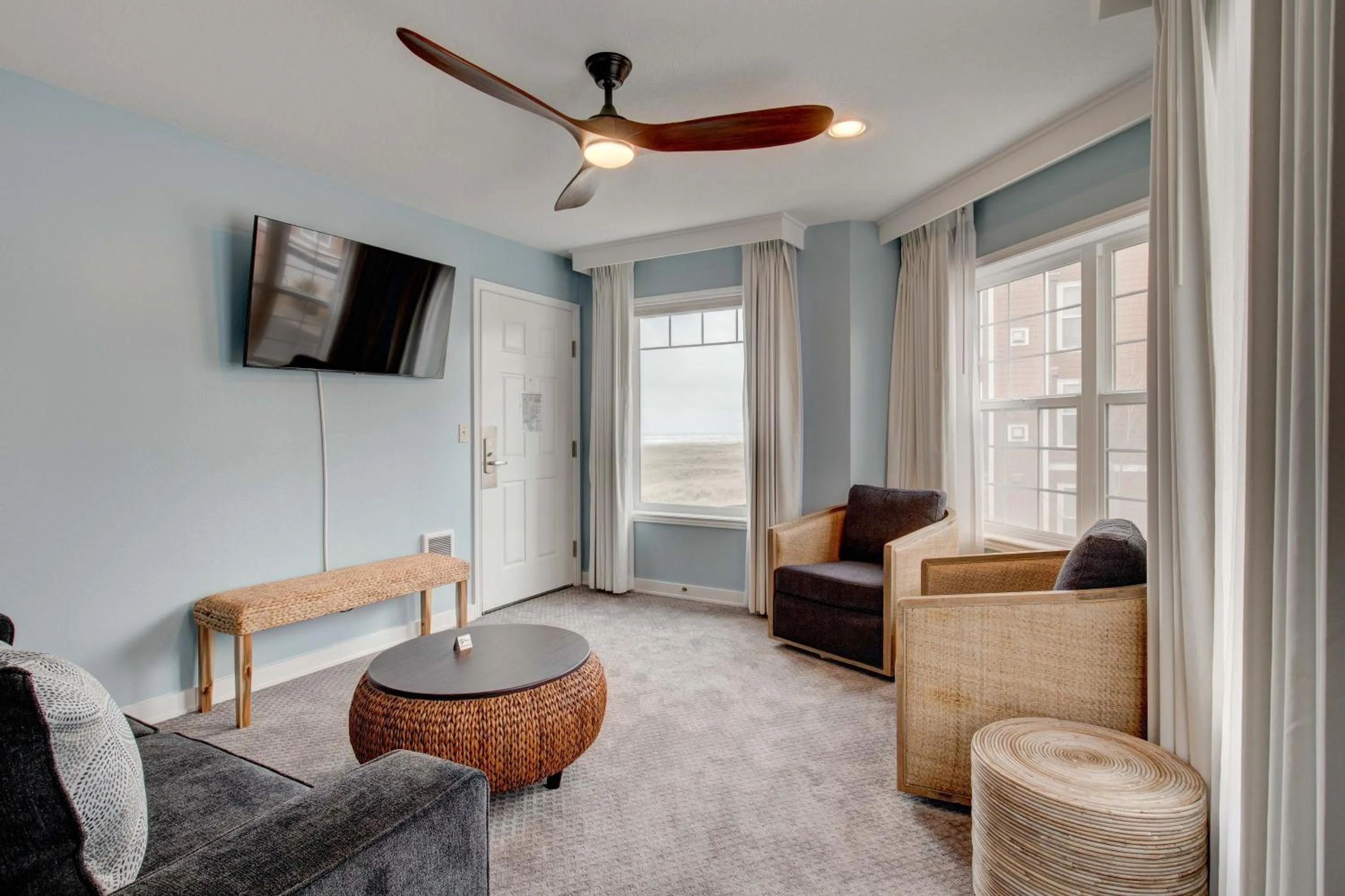 Living room in Inn of the Four Winds Seaside Oceanfront