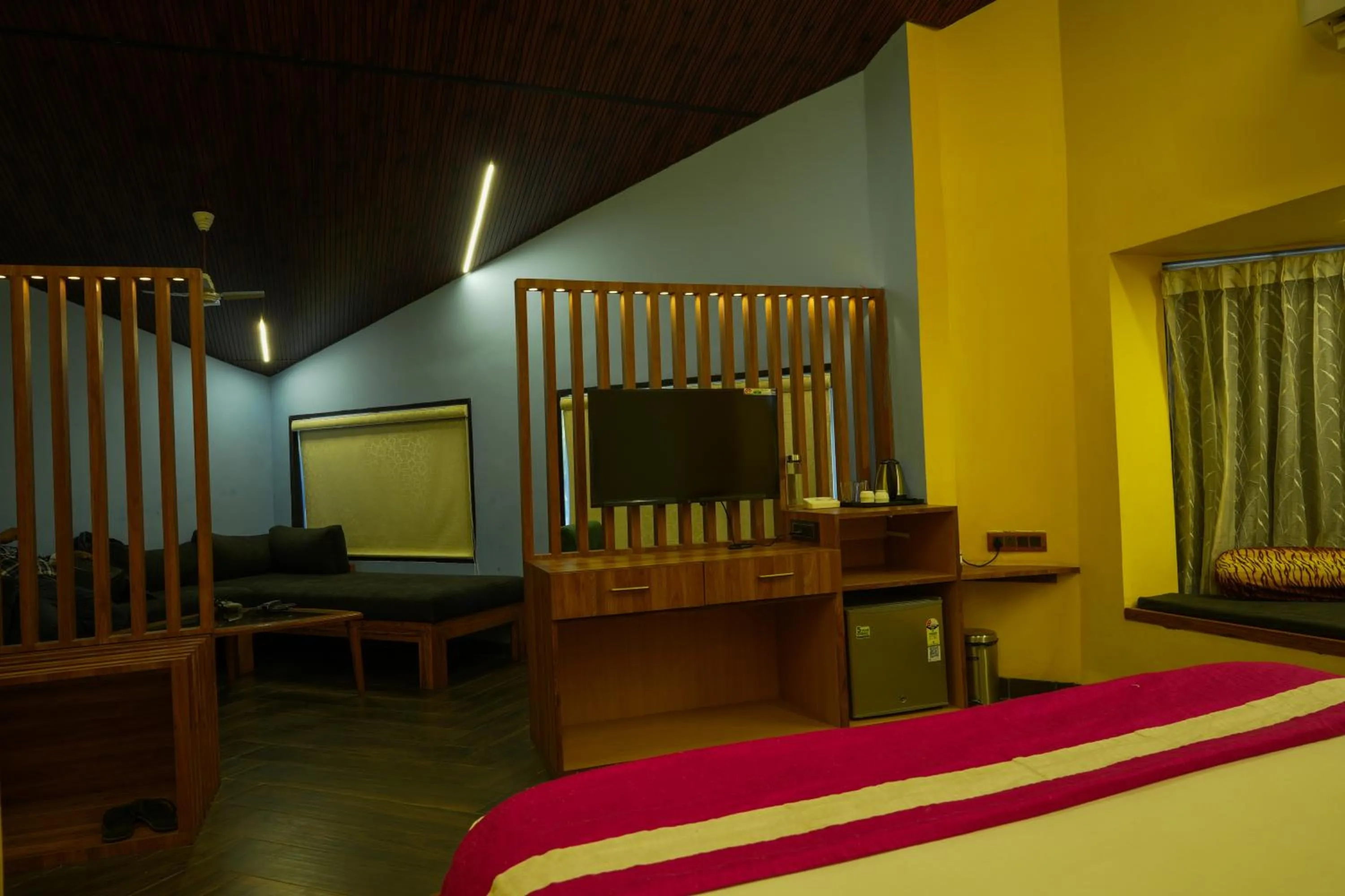 TV and multimedia, Bed in Olive
