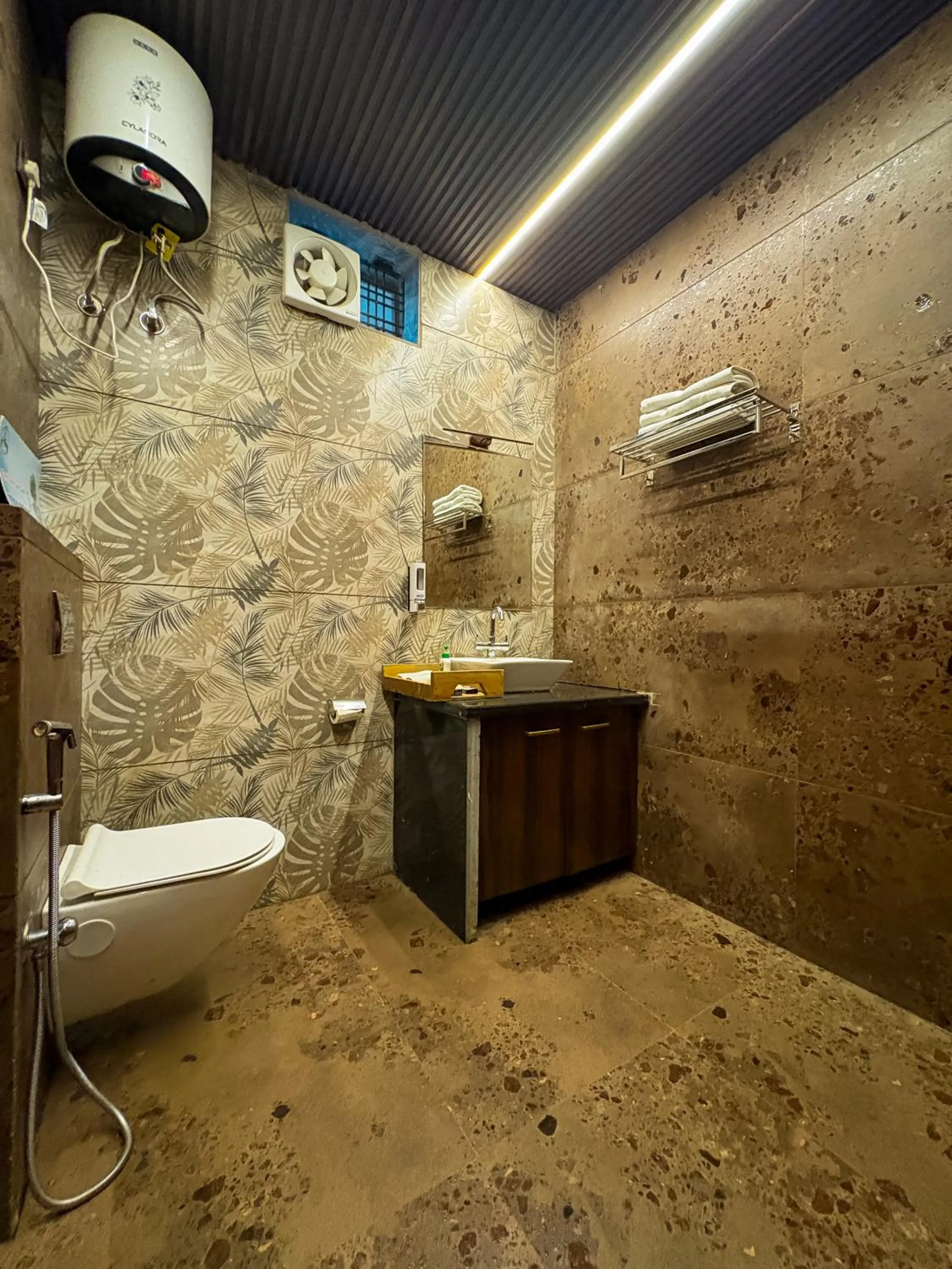 Bathroom in Olive