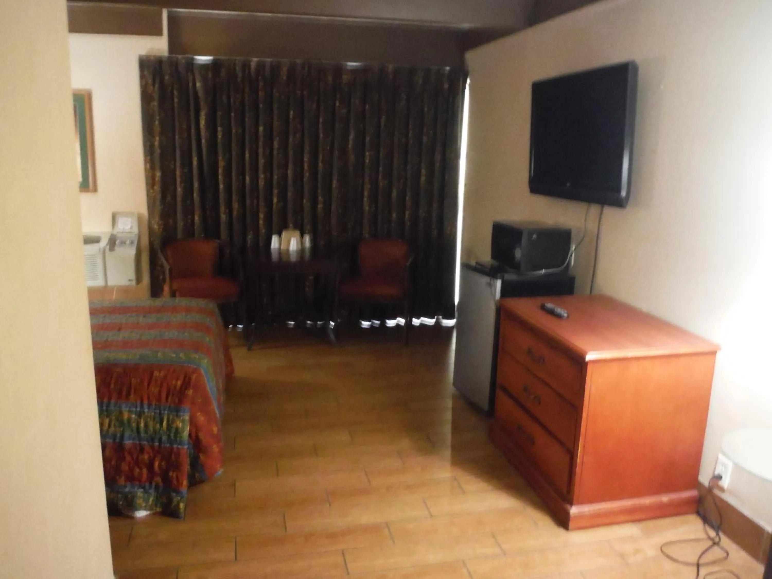 Photo of the whole room in Budgetel Inn & Suites Hotel