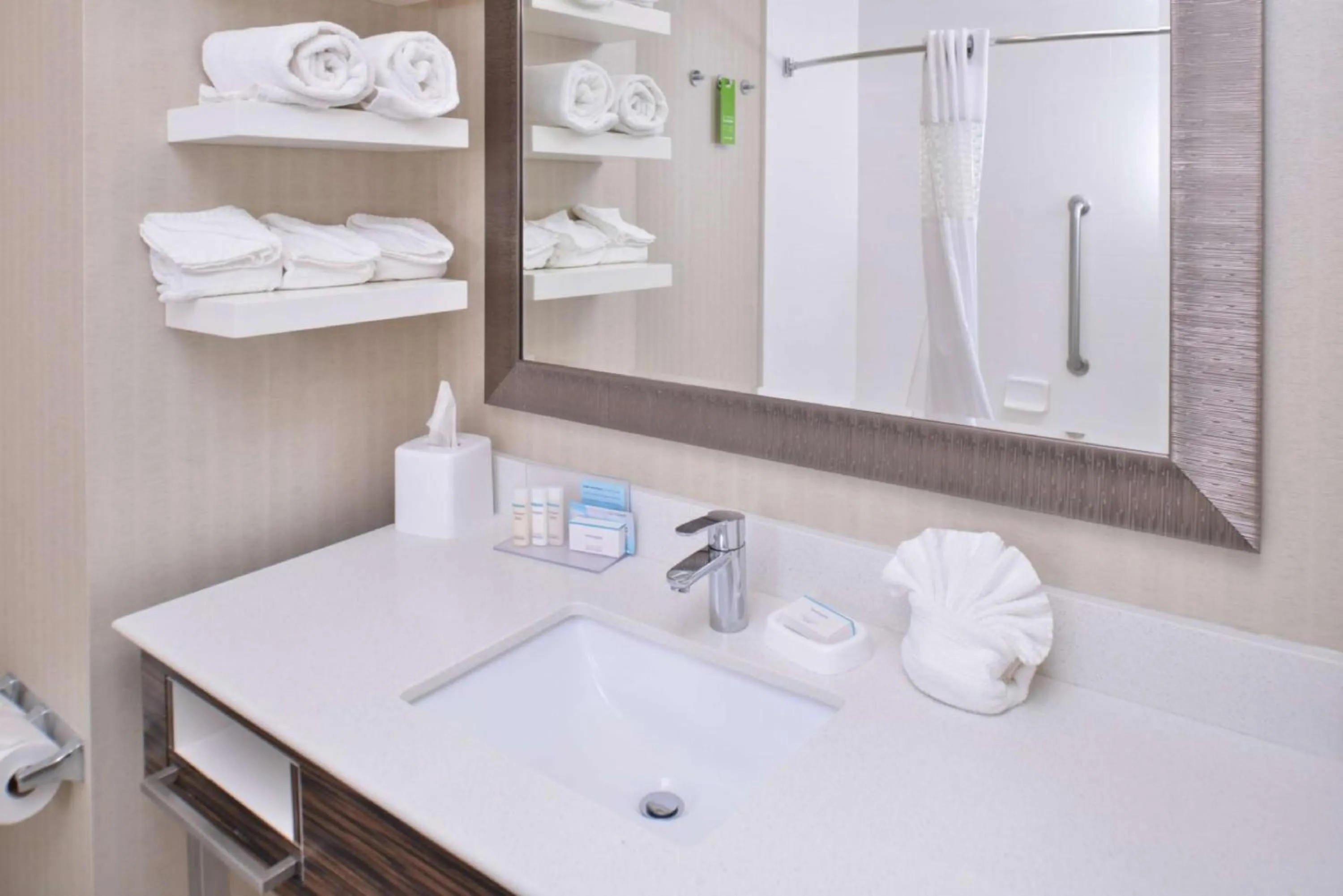 Bathroom in Hampton Inn & Suites Bend