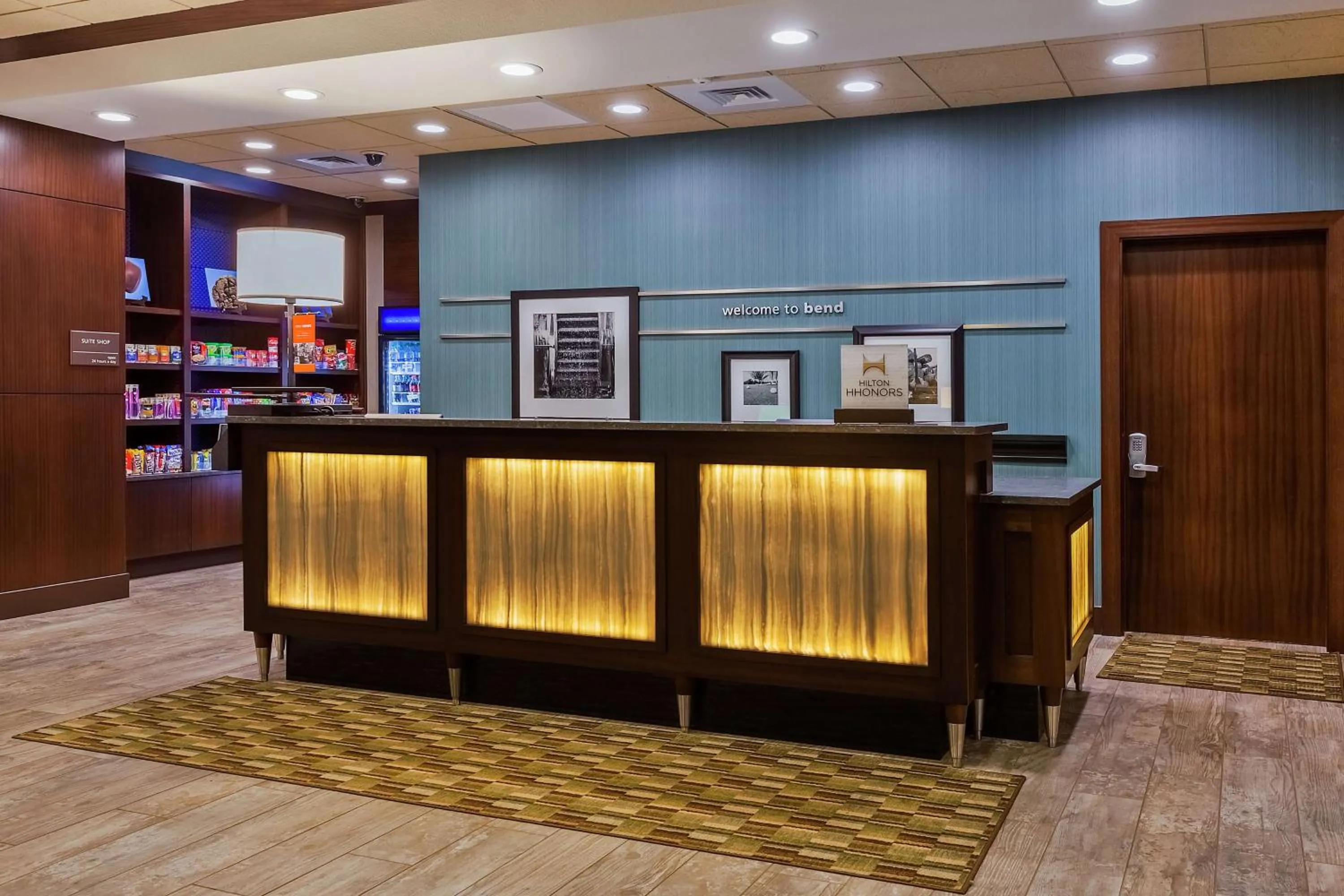 Lobby or reception in Hampton Inn & Suites Bend