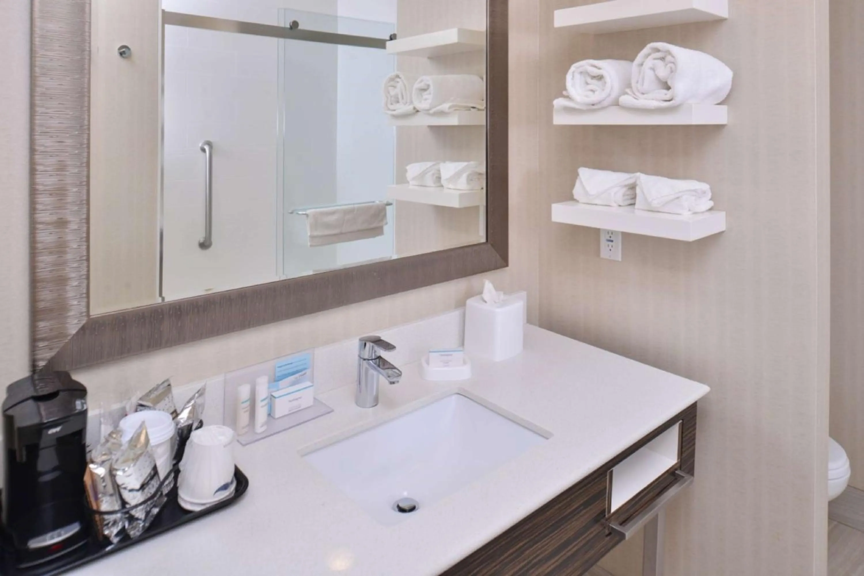 Bathroom in Hampton Inn & Suites Bend