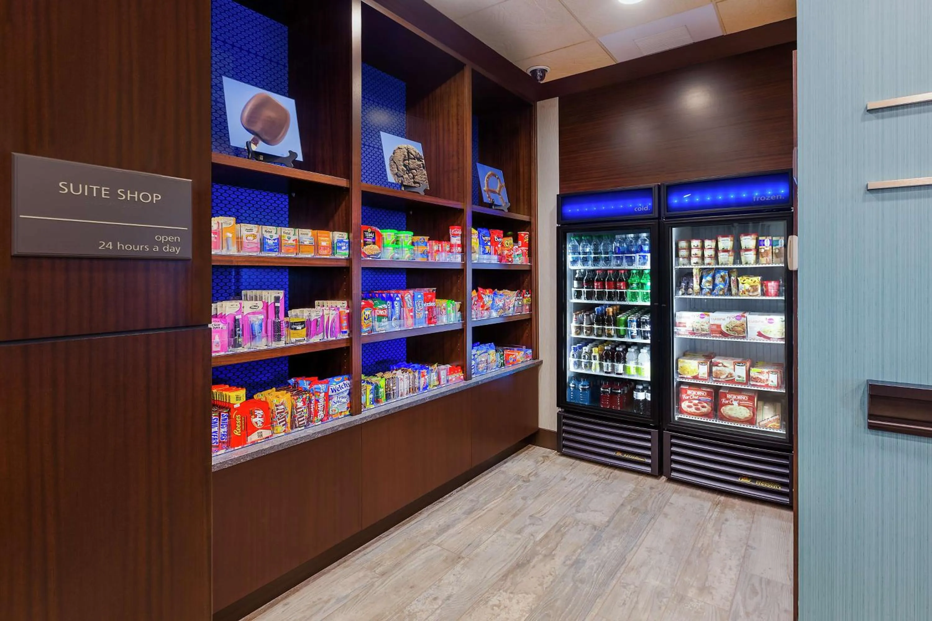 Restaurant/places to eat in Hampton Inn & Suites Bend