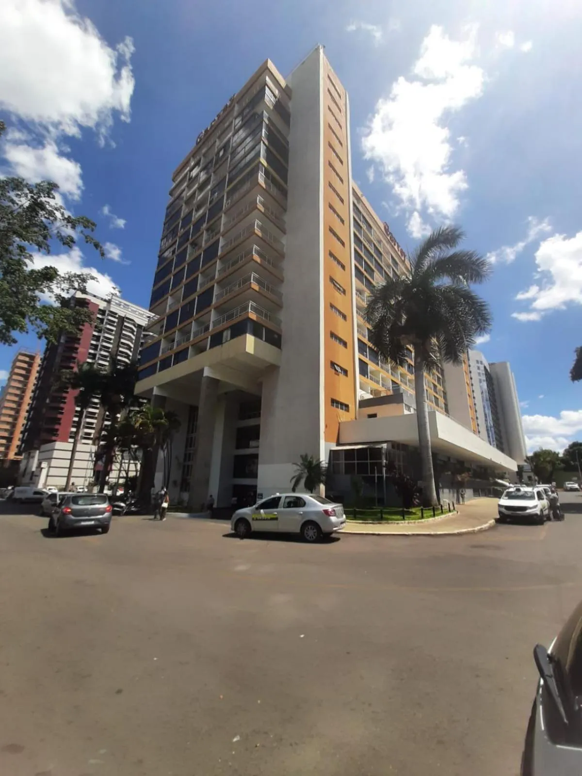 Property building in Garvey Park Hotel