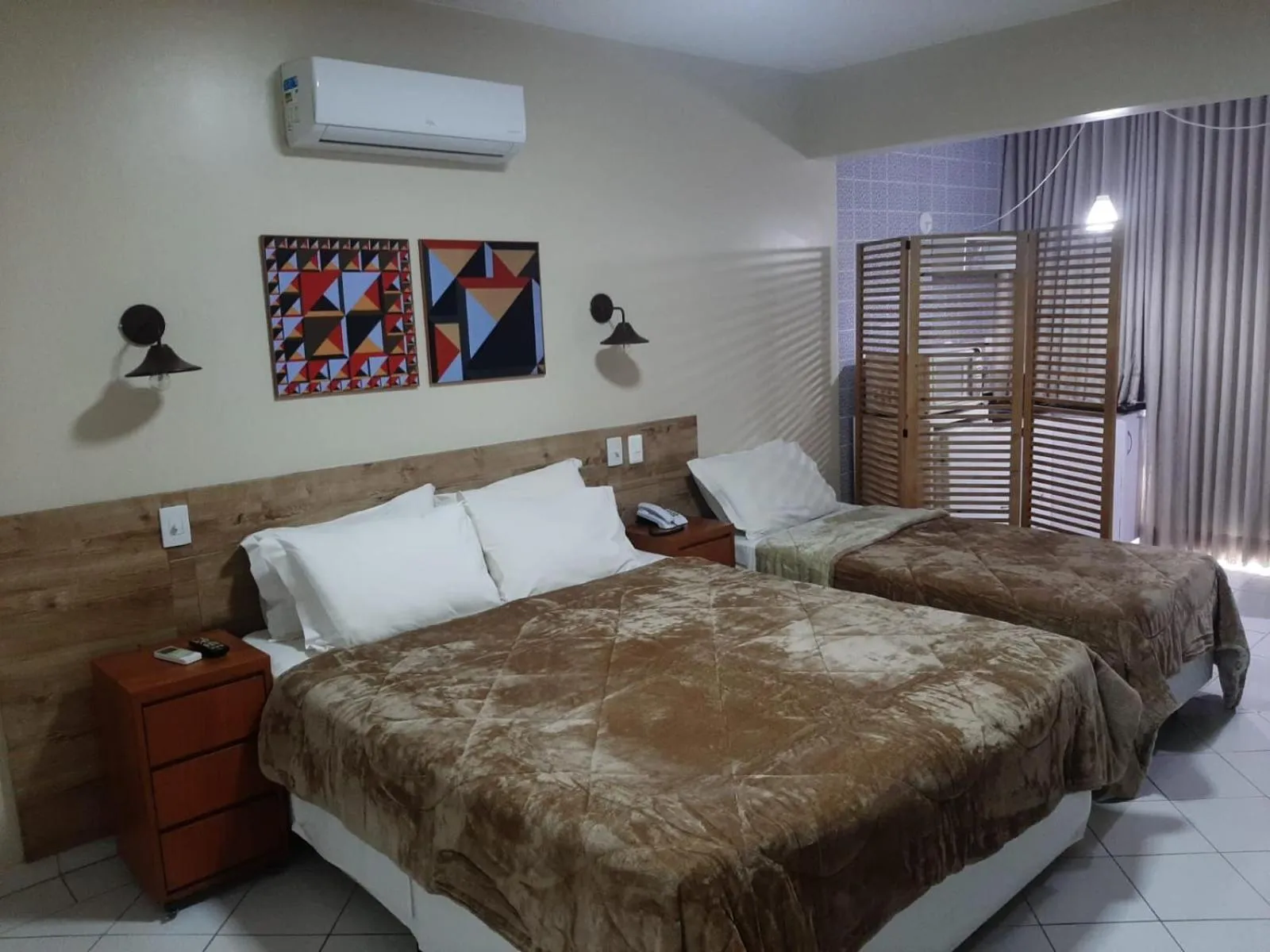 Bed in Garvey Park Hotel