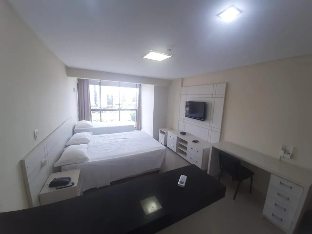 Bed in Garvey Park Hotel