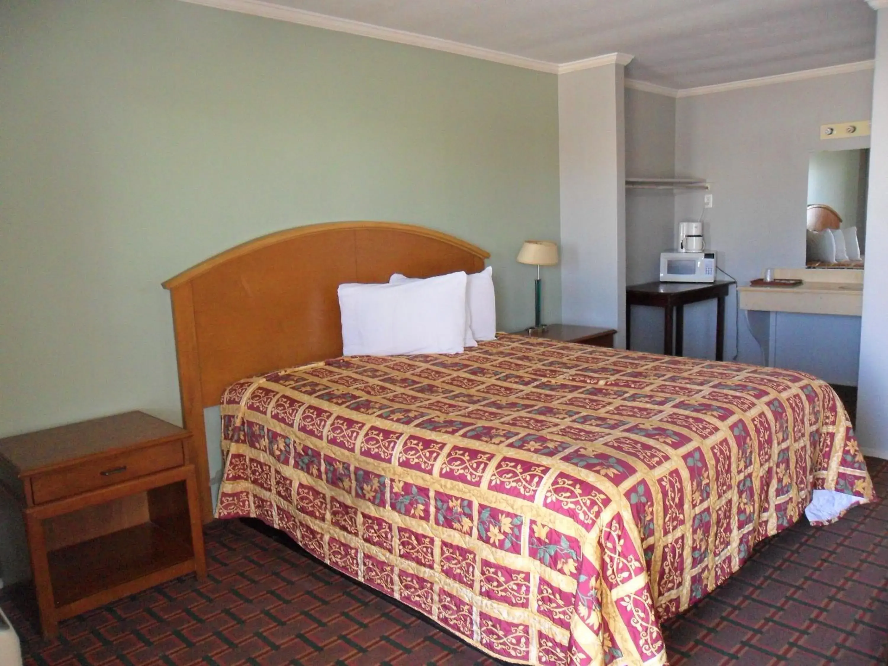 King Room - Smoking in A-OK Motel King Room - Smoking in A-OK Motel