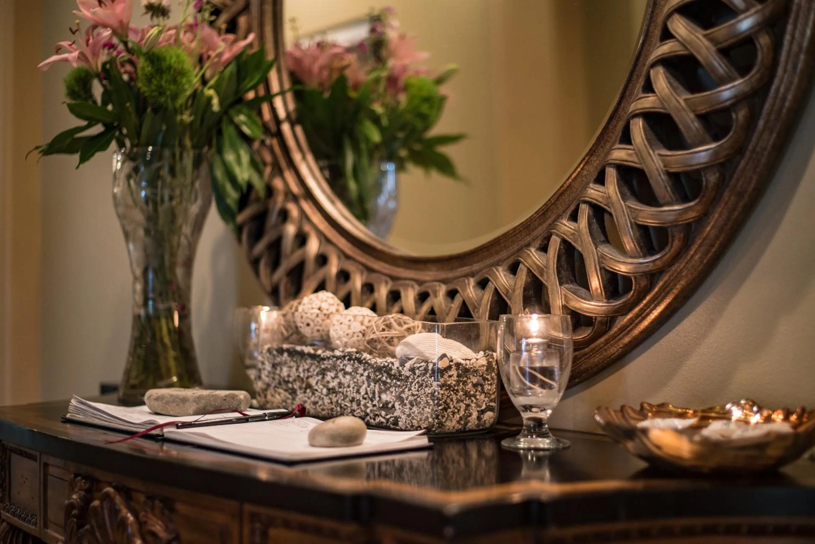 Property building in Camano Island Inn