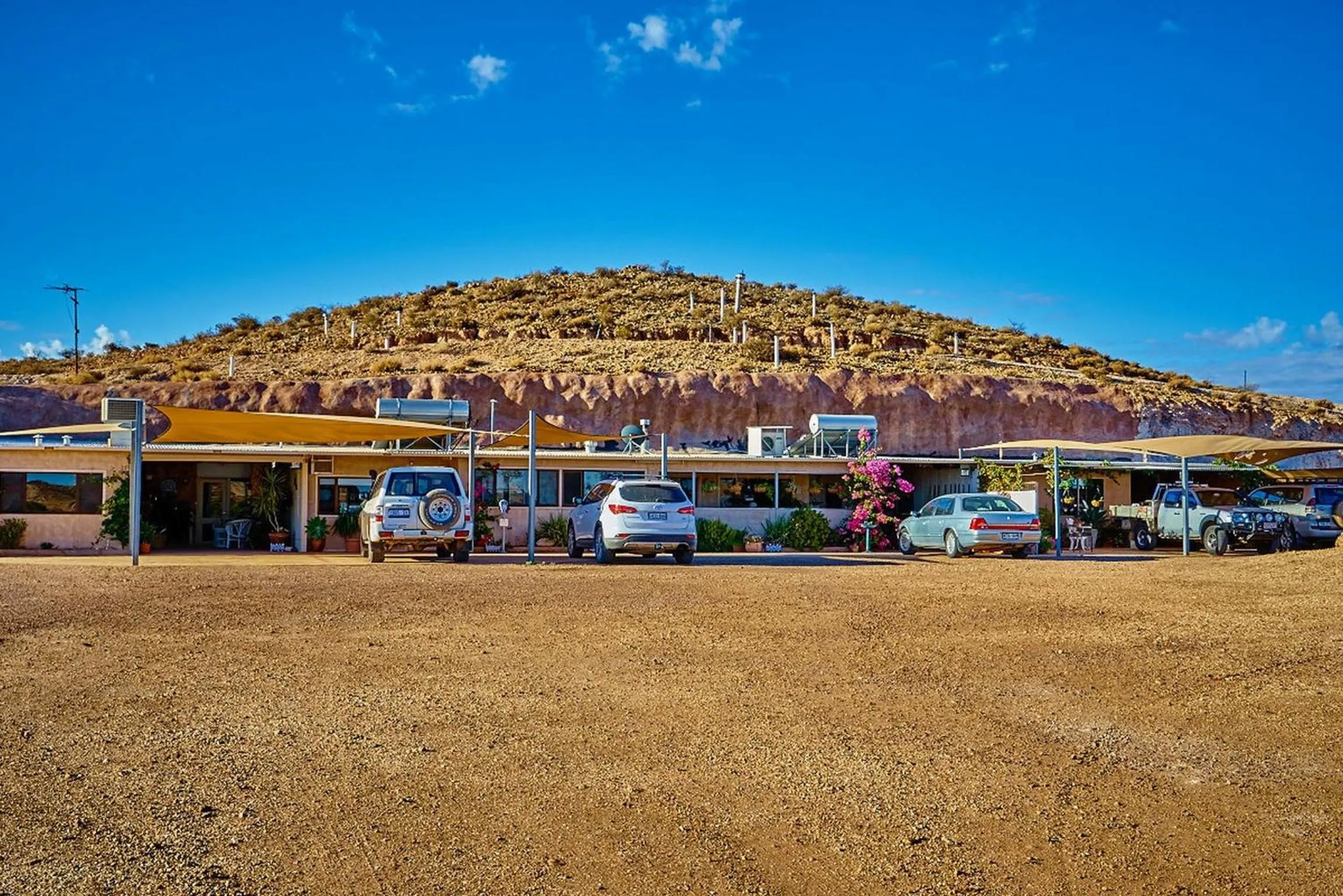 Facade/entrance in Underground Bed & Breakfast
