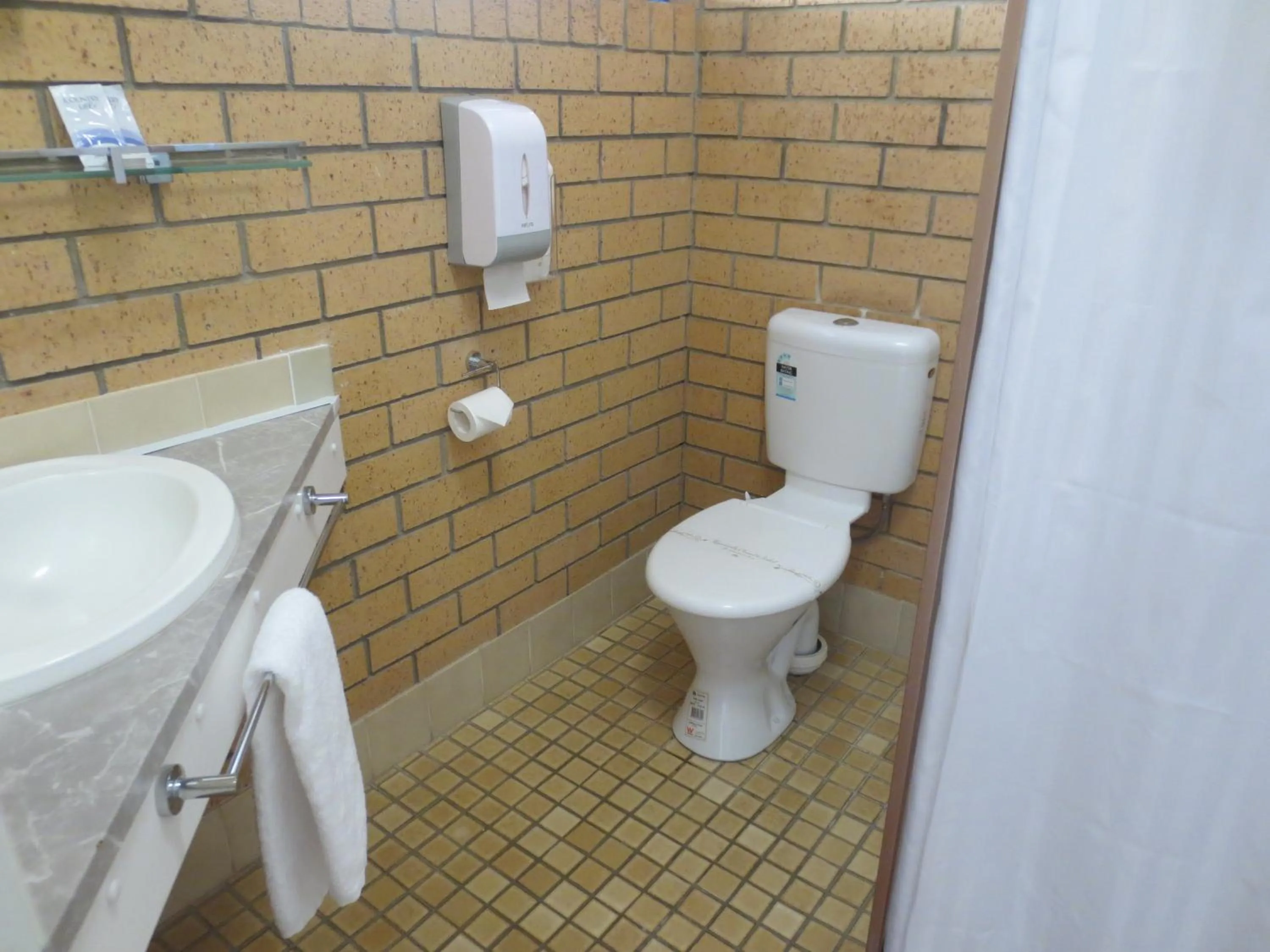 Aspley Pioneer Motel