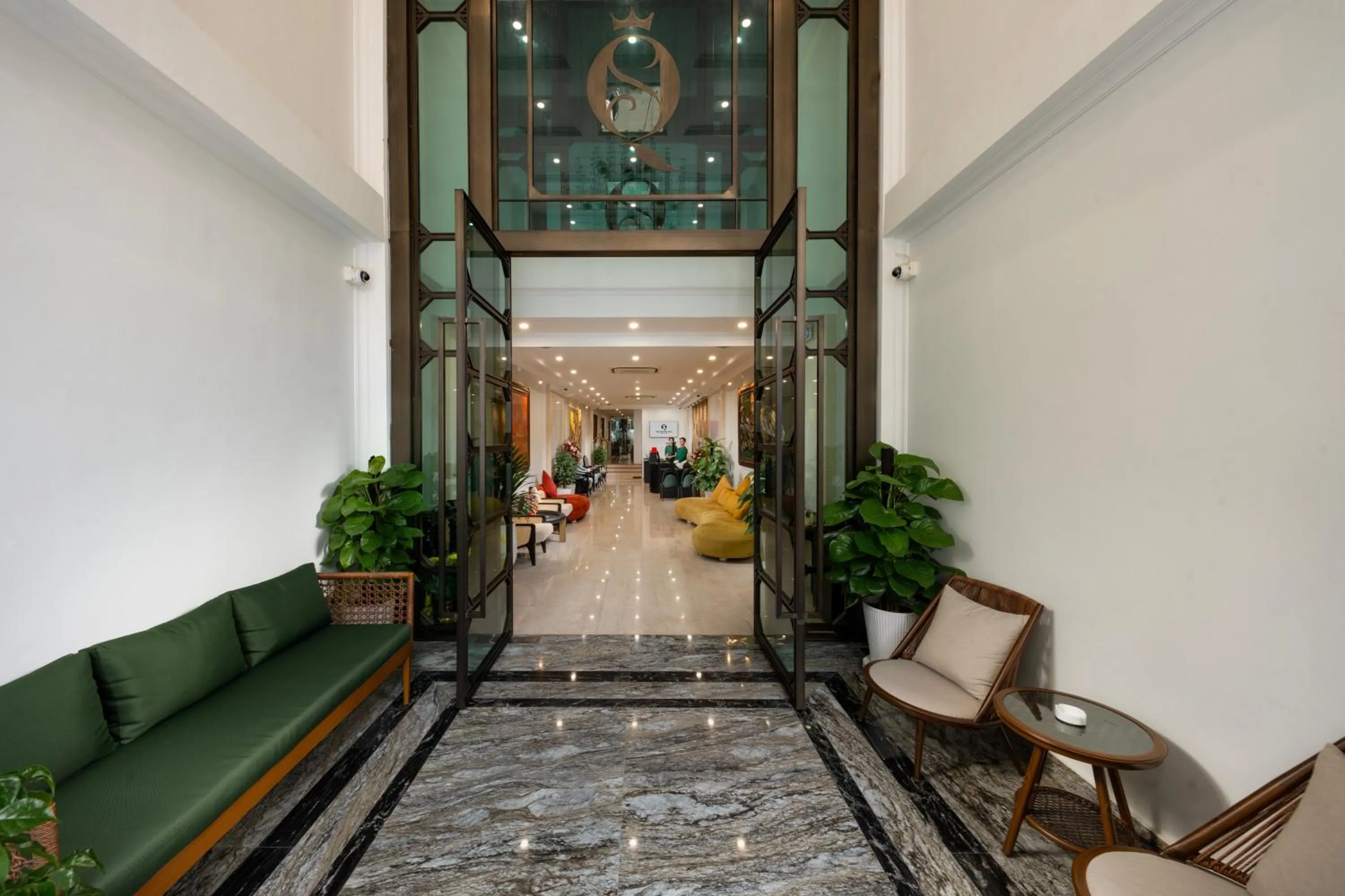 Staff in SQ Hang Gai Hotel & Spa