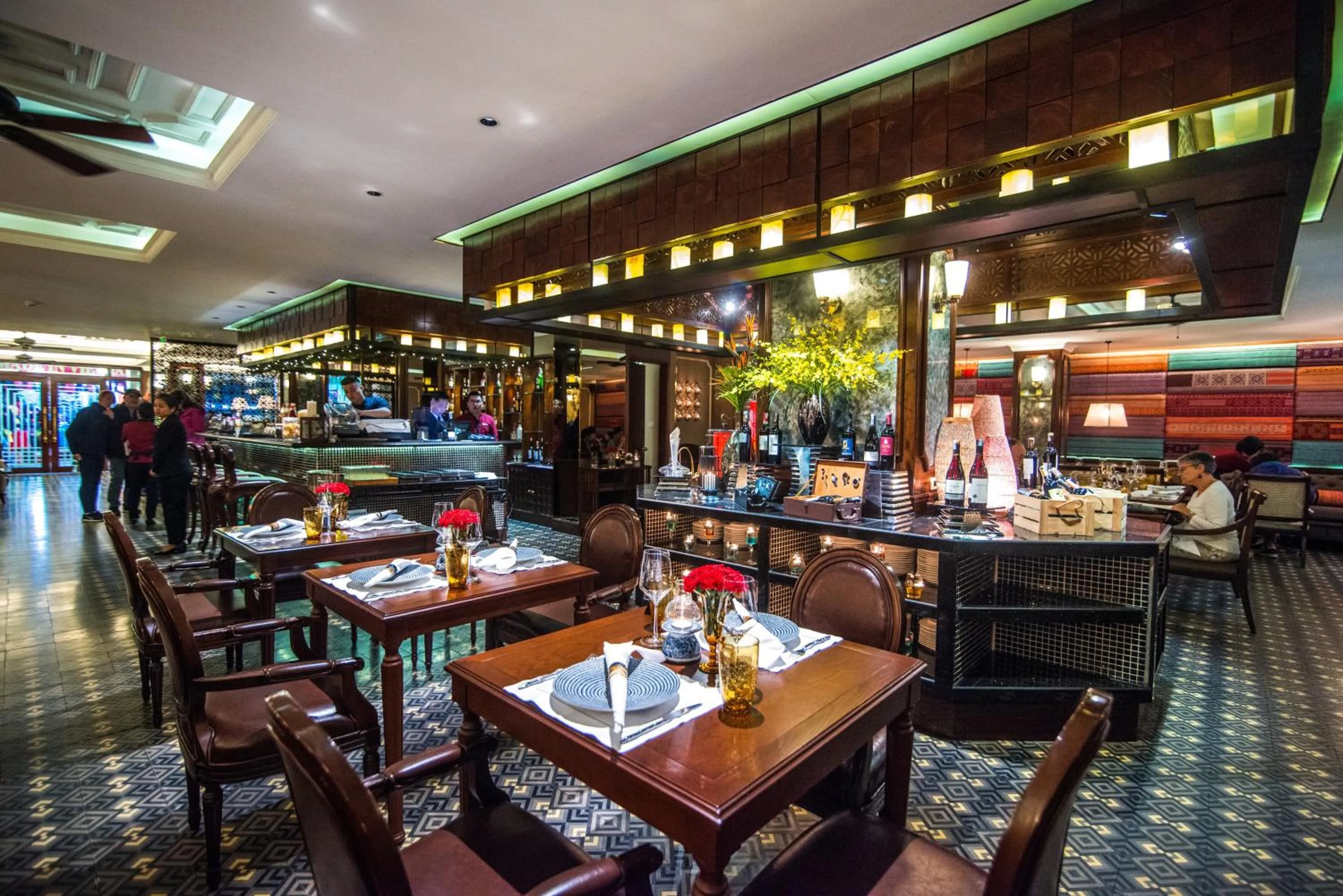 Restaurant/places to eat in La Siesta Classic Ma May