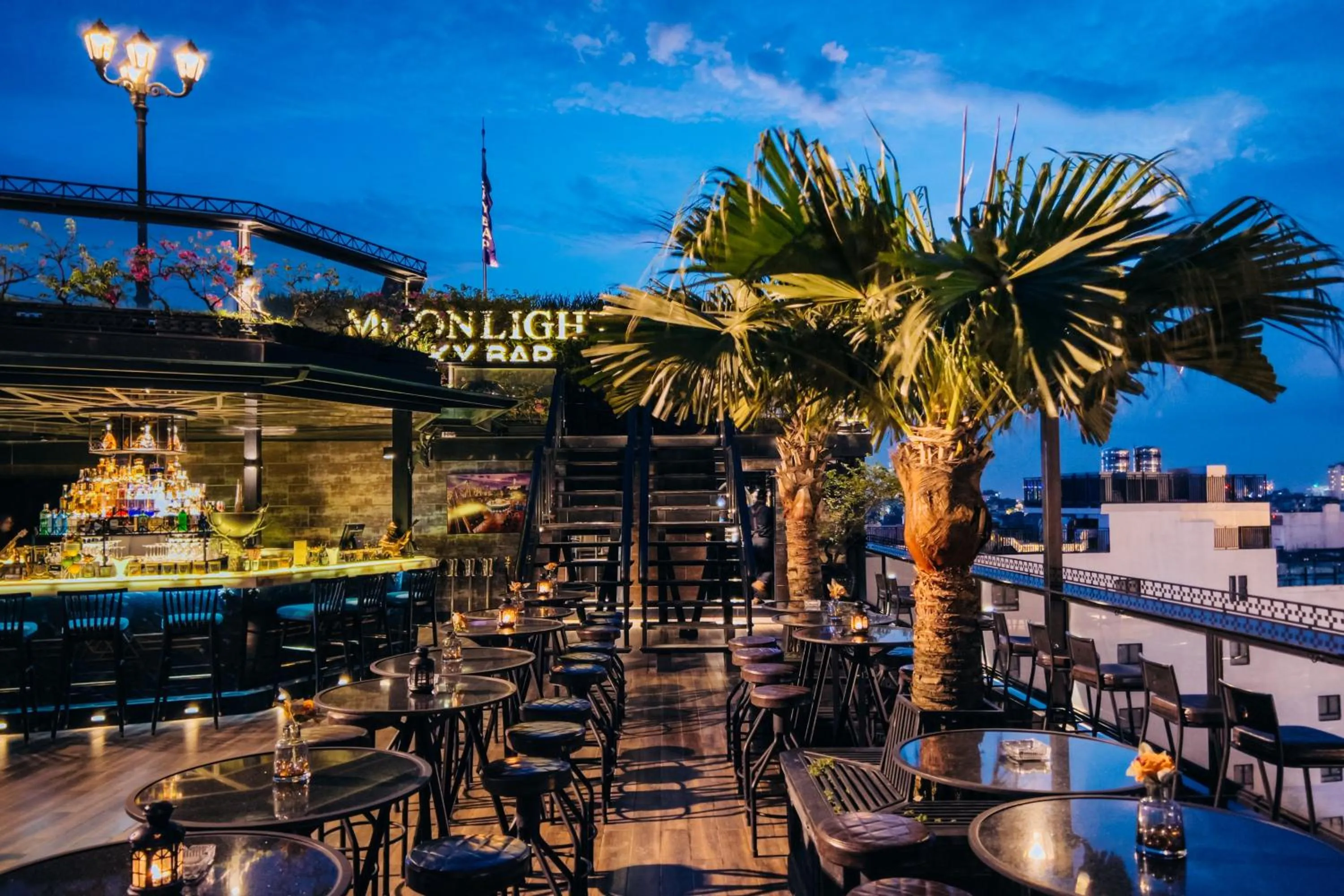 Restaurant/places to eat in La Siesta Classic Ma May