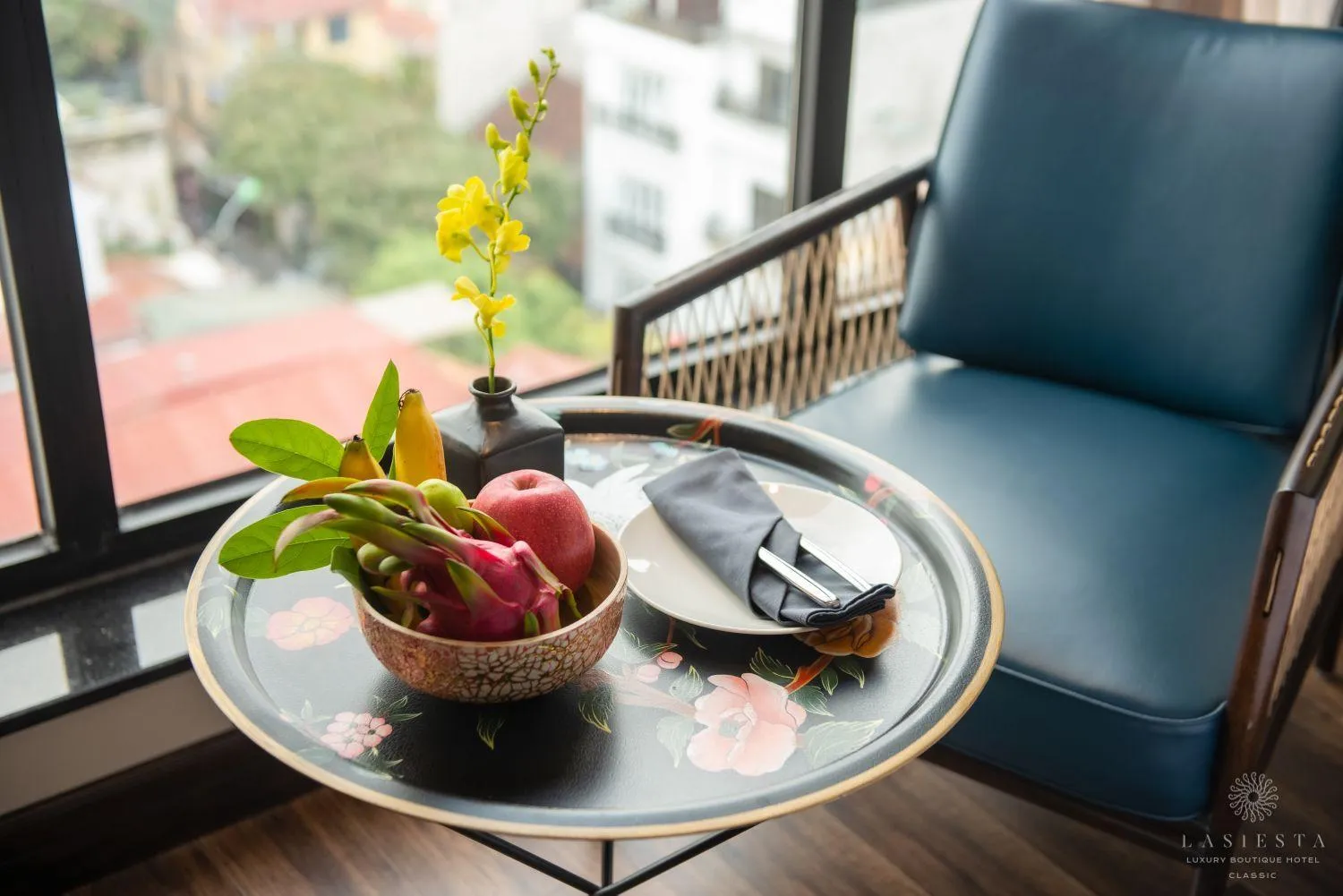 Decorative detail in La Siesta Classic Ma May