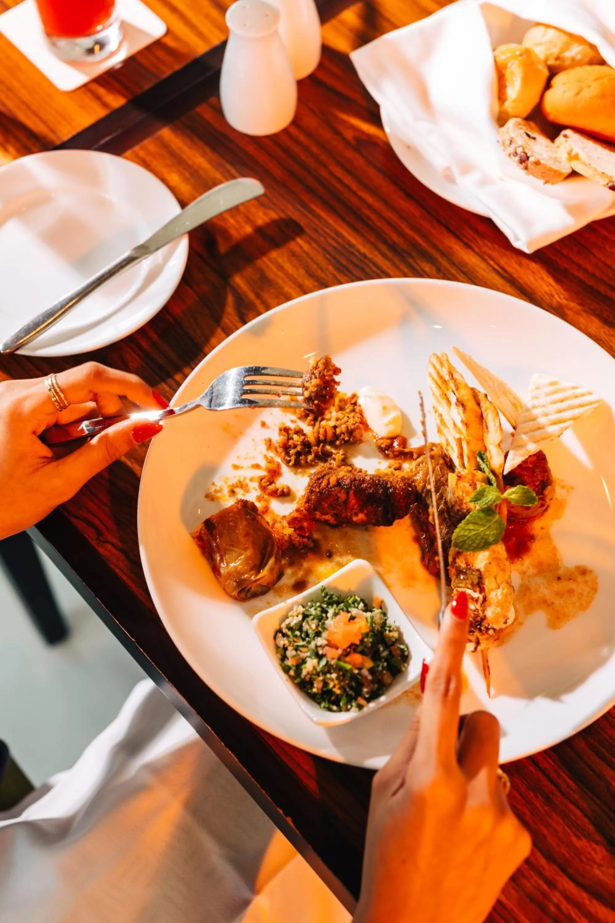 Food and drinks in Cinnamon Red Colombo