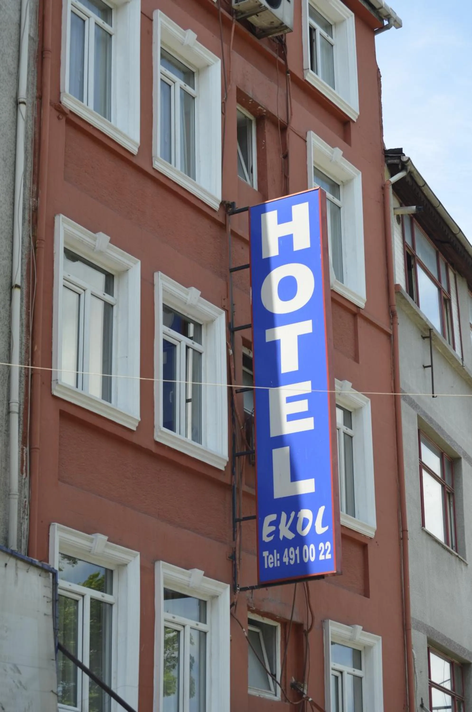 Facade/entrance in Hotel Ekol