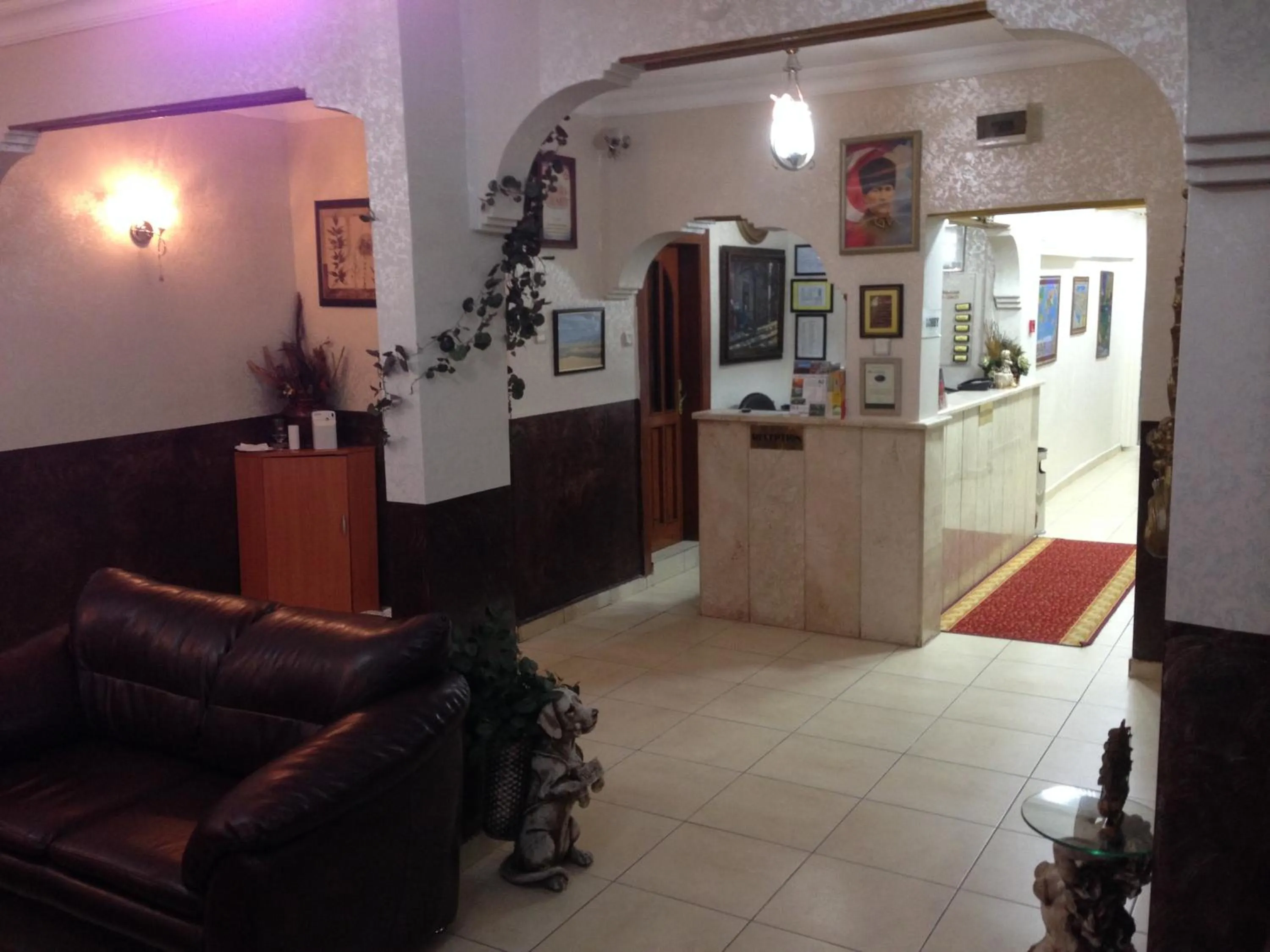 Lobby or reception in Hotel Ekol