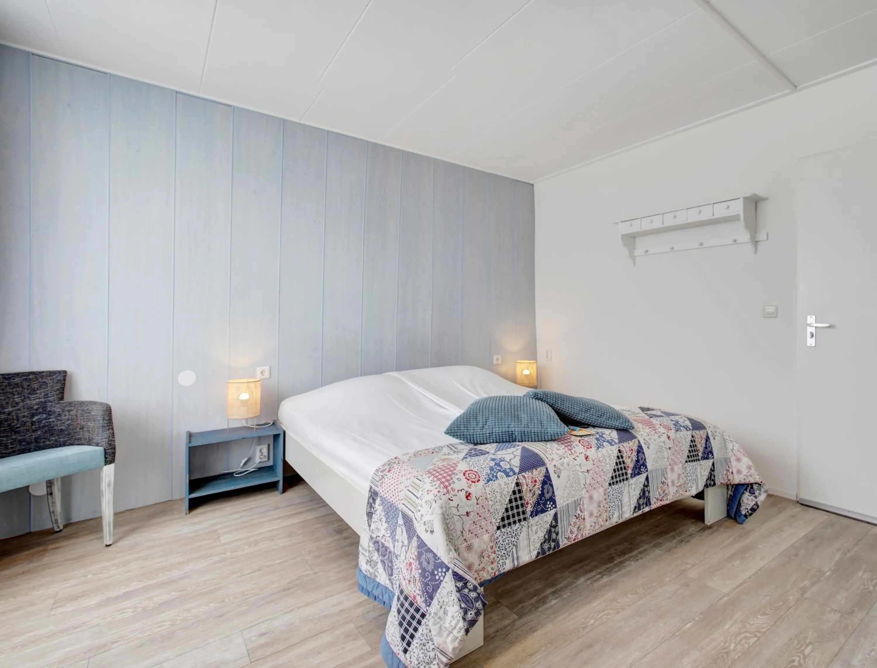 Bedroom, Bed in Hotel Kijkduin