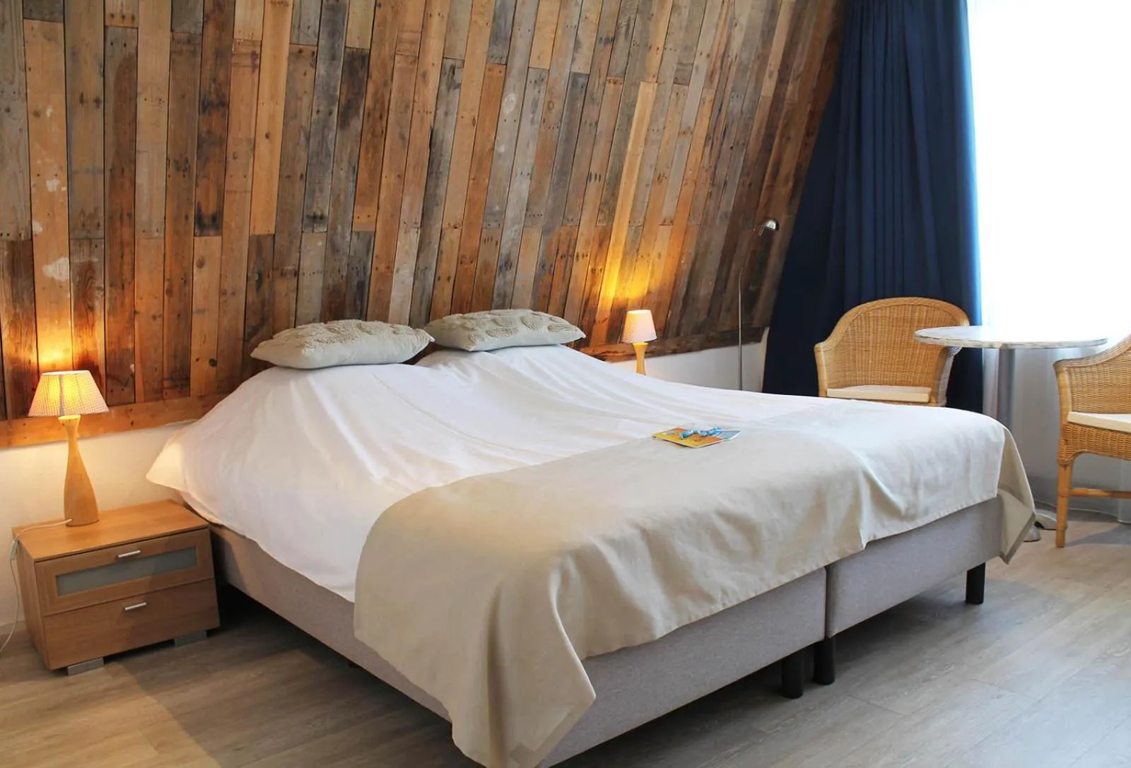 Bed in Hotel Kijkduin