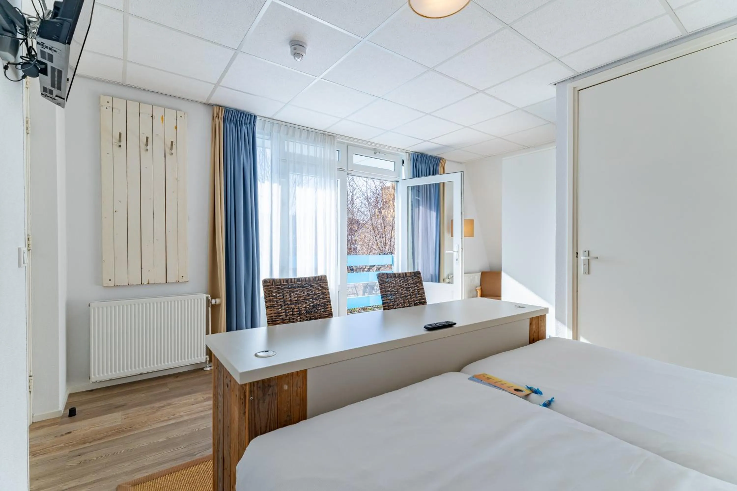 Bed in Hotel Kijkduin