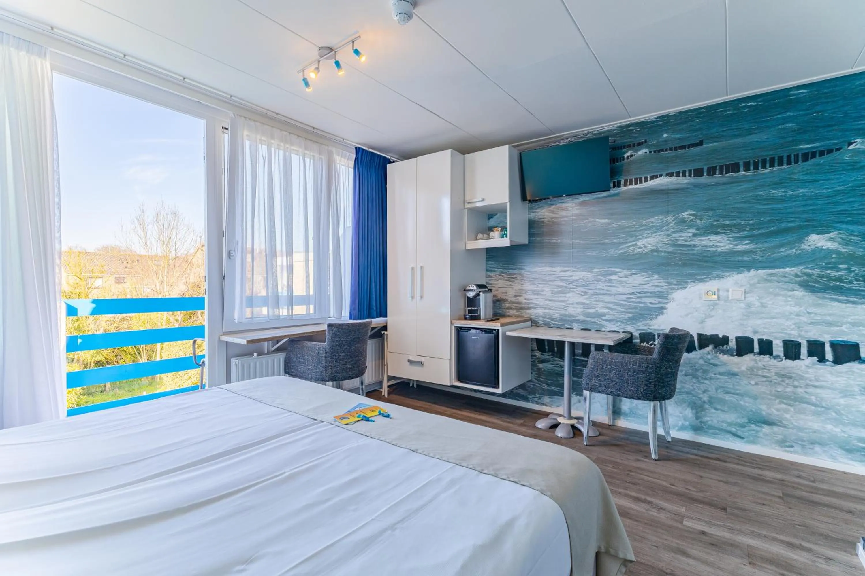 Bed in Hotel Kijkduin