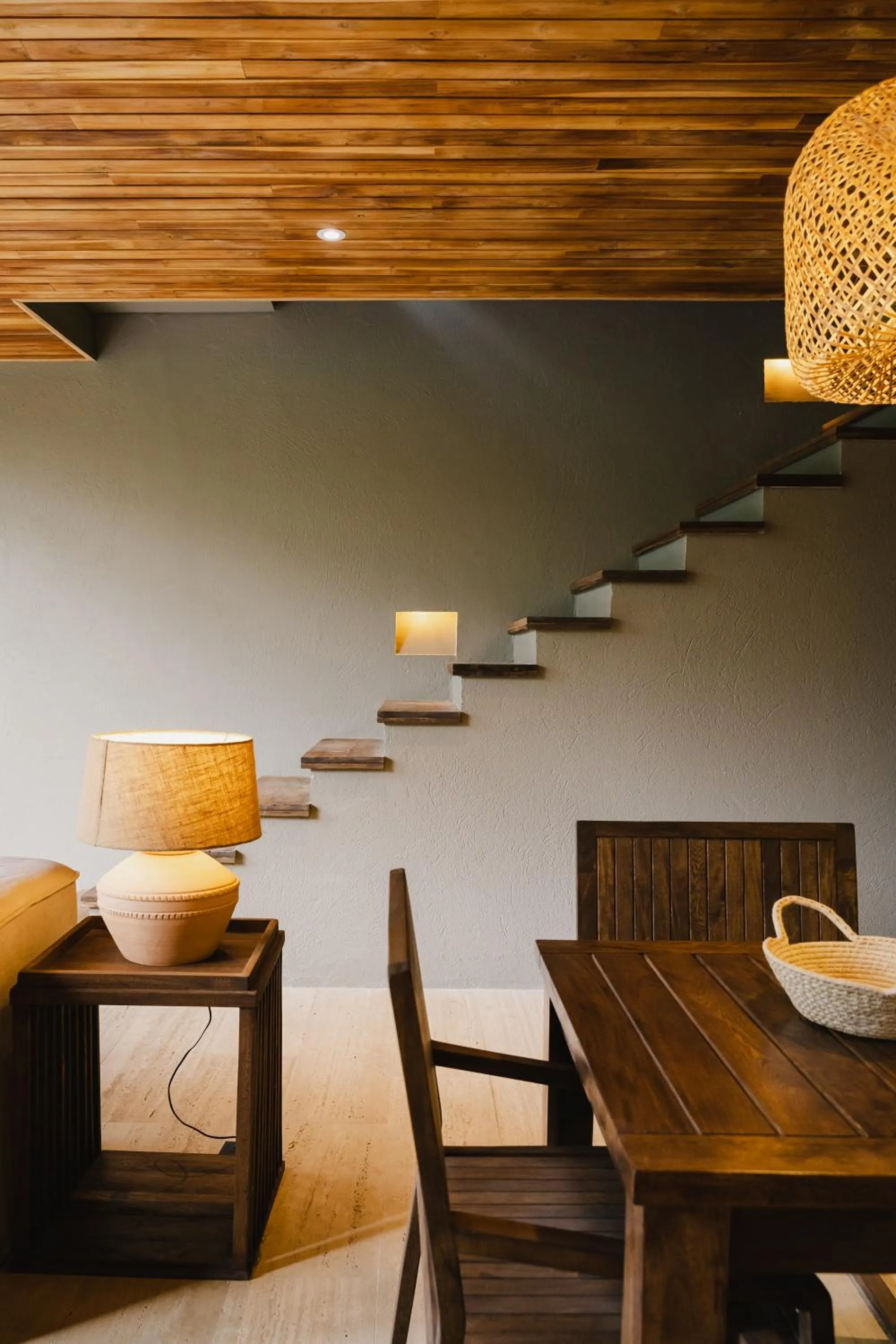 Dining area in Naio Hotel y Villas By OxoHotel