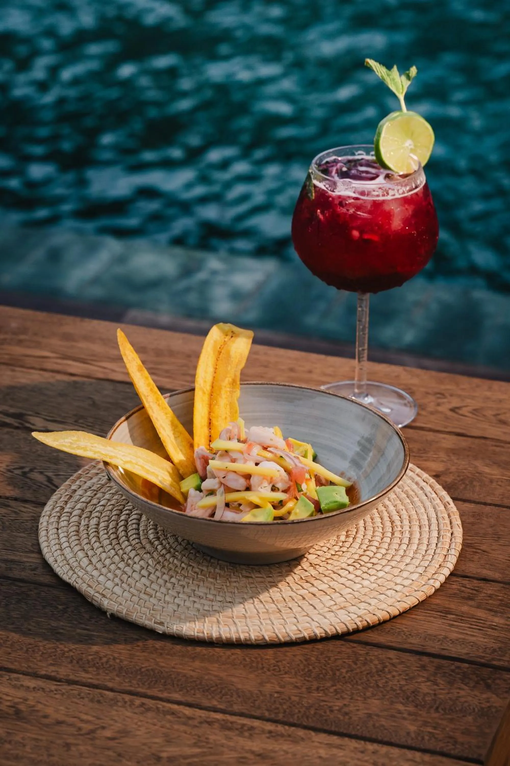 Swimming pool in Naio Hotel y Villas By OxoHotel