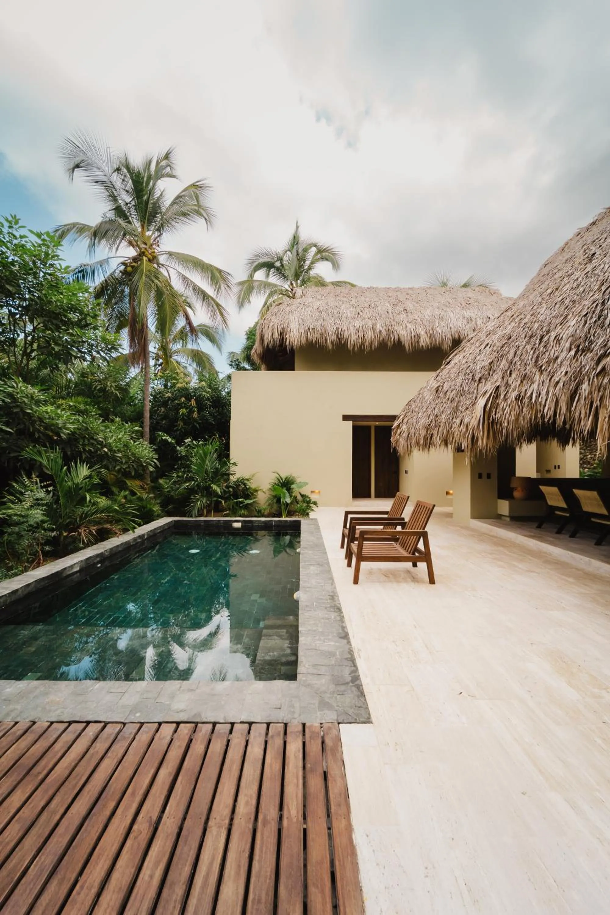 Pool view in Naio Hotel y Villas By OxoHotel