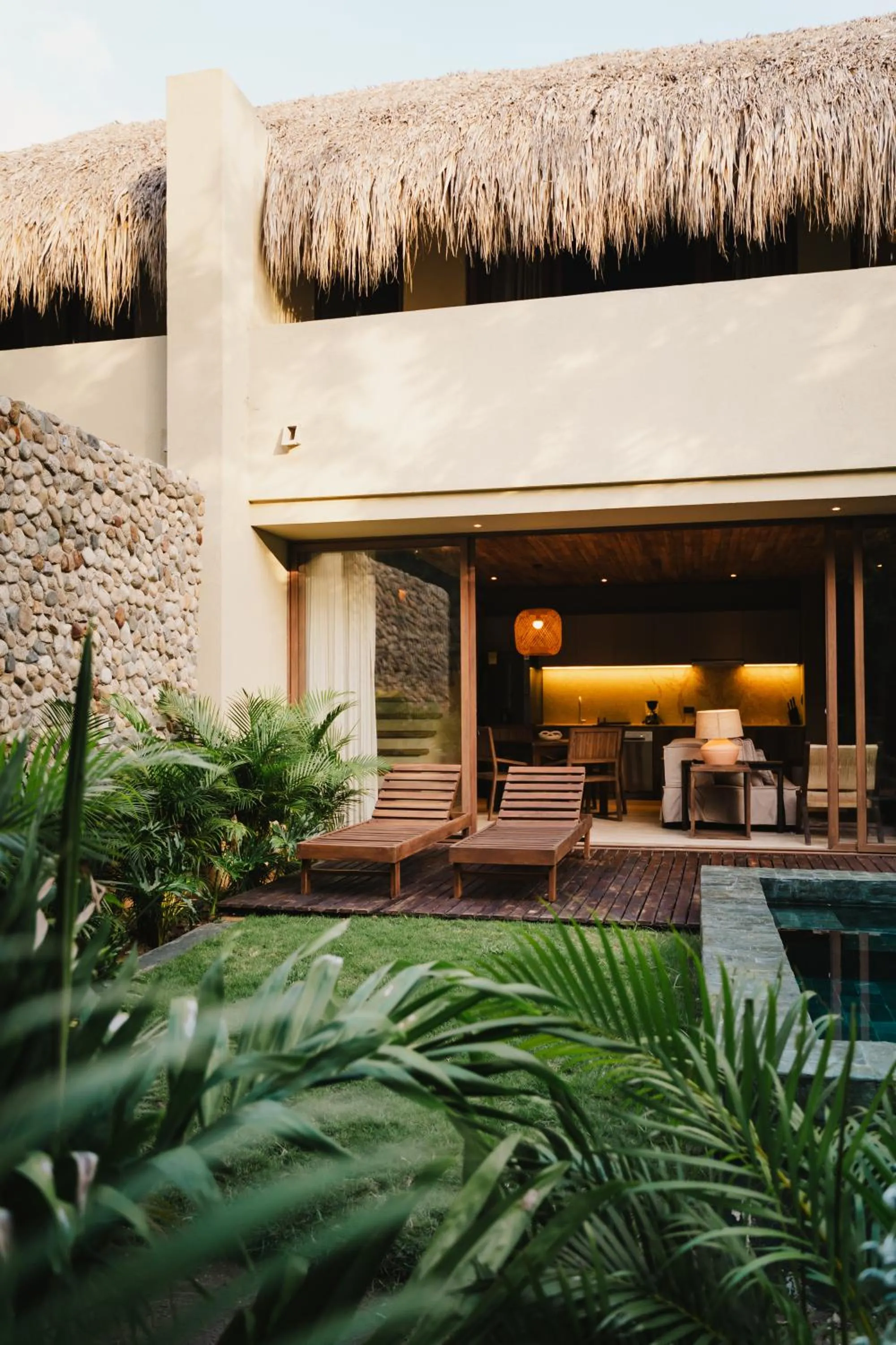 Swimming pool in Naio Hotel y Villas By OxoHotel