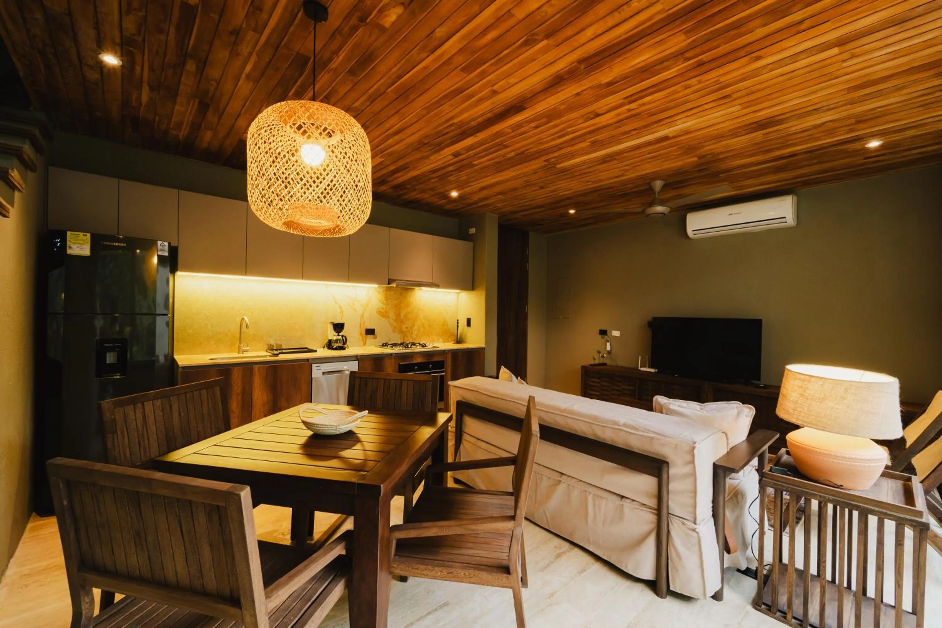 Living room in Naio Hotel y Villas By OxoHotel