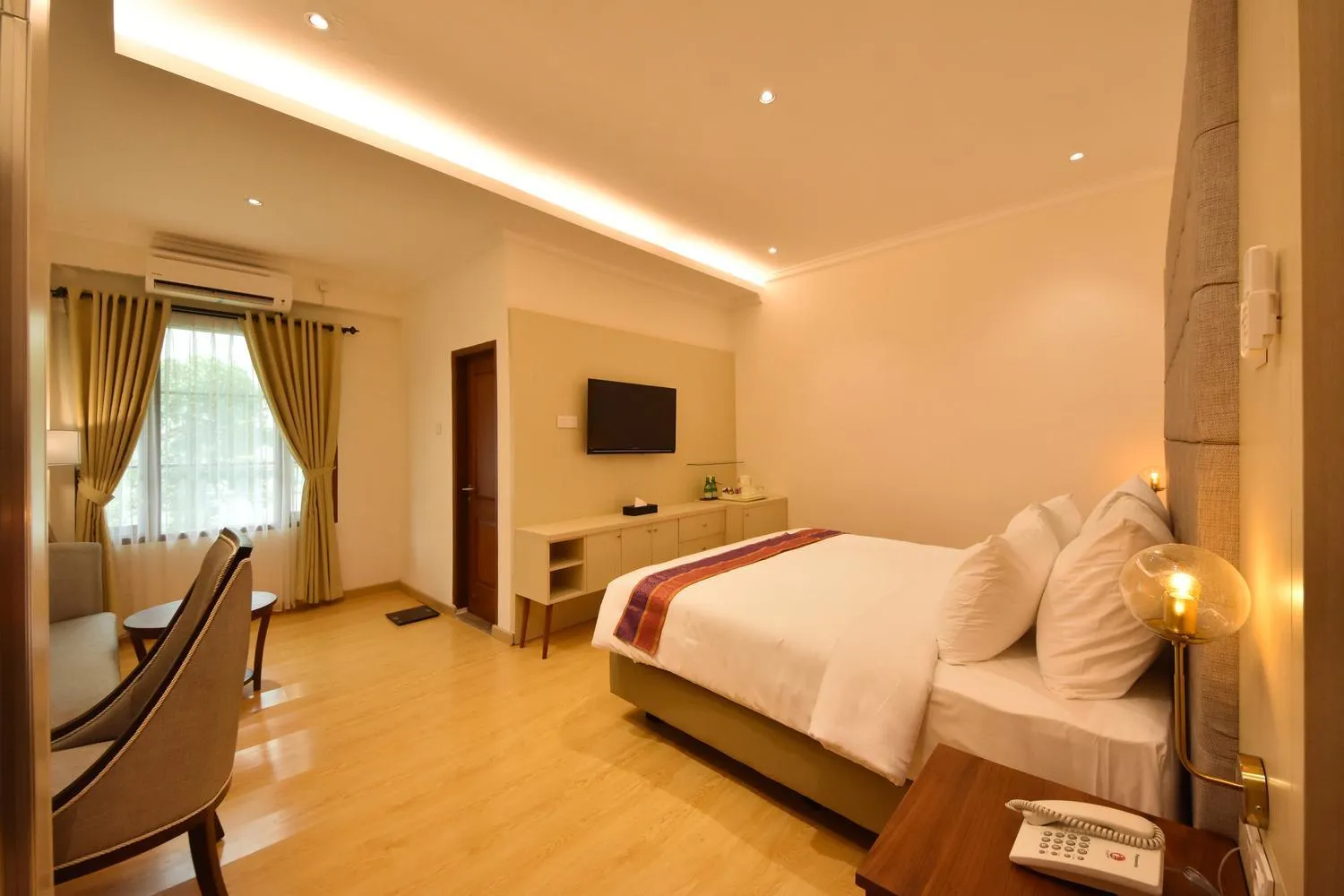 Bed in KHAS Ombilin Hotel