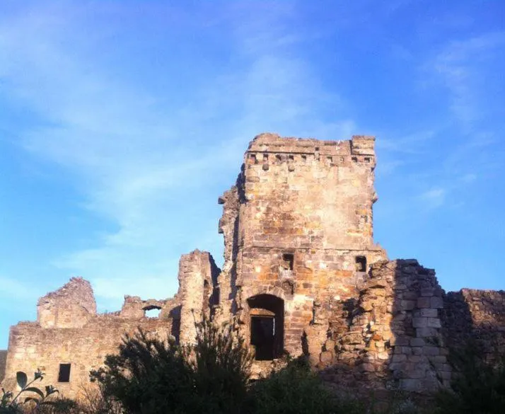 Area and facilities in Aberdour Hotel, Stables Rooms & Beer Garden