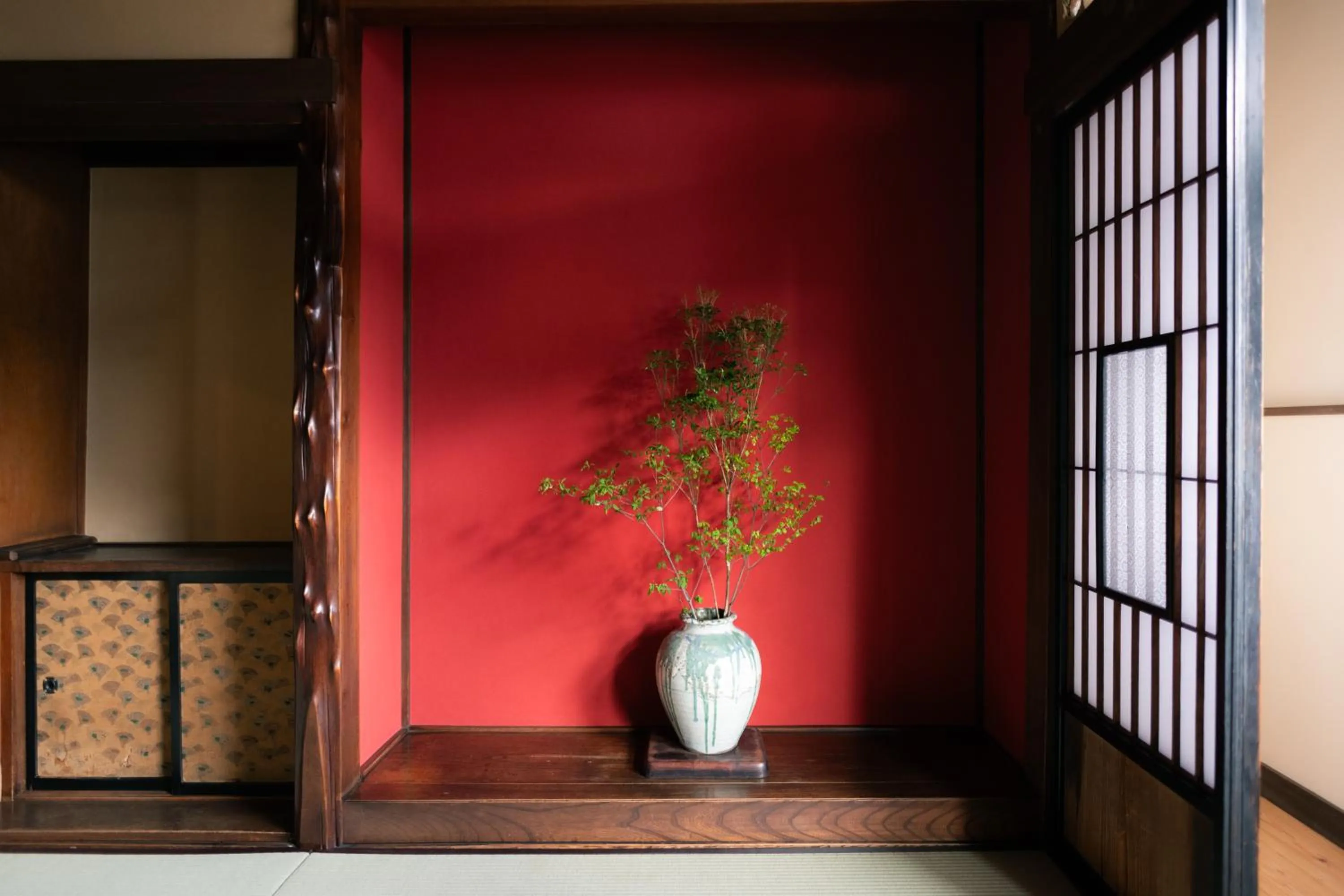 Guests in Nunoya Ryokan