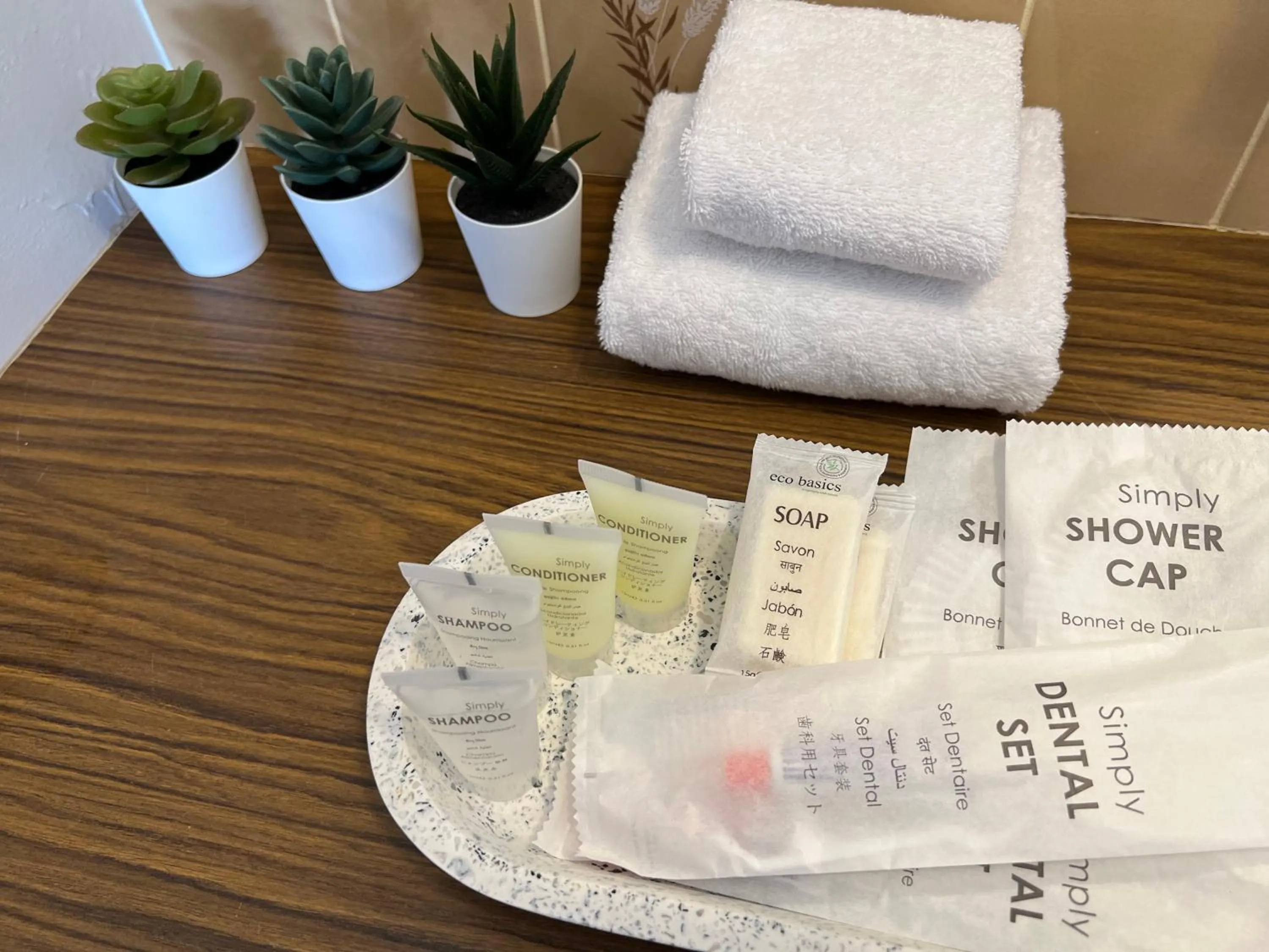 towels in Century Motor Inn, Finley