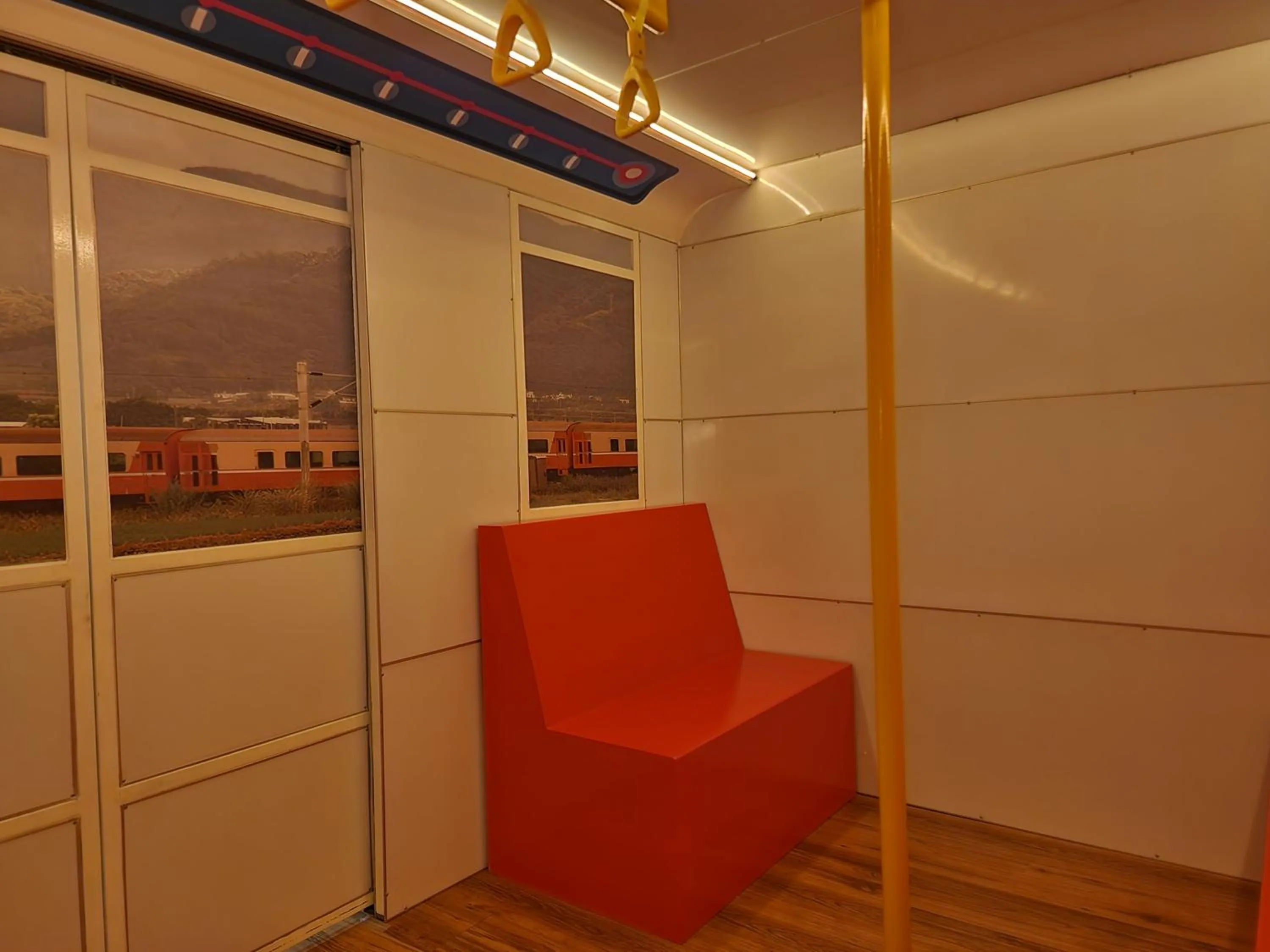 Living room in NW 4896 Theater Hotel