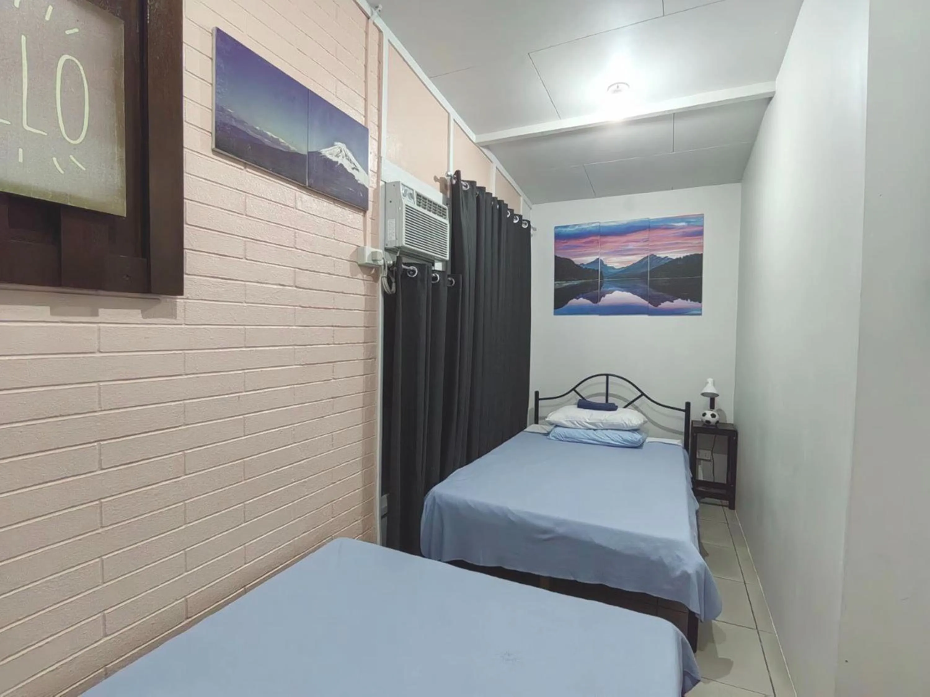 Bedroom, Bed in Nappers Hostel