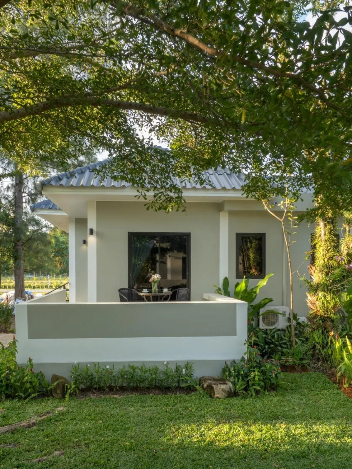 Garden in Isara Nai Yang resort