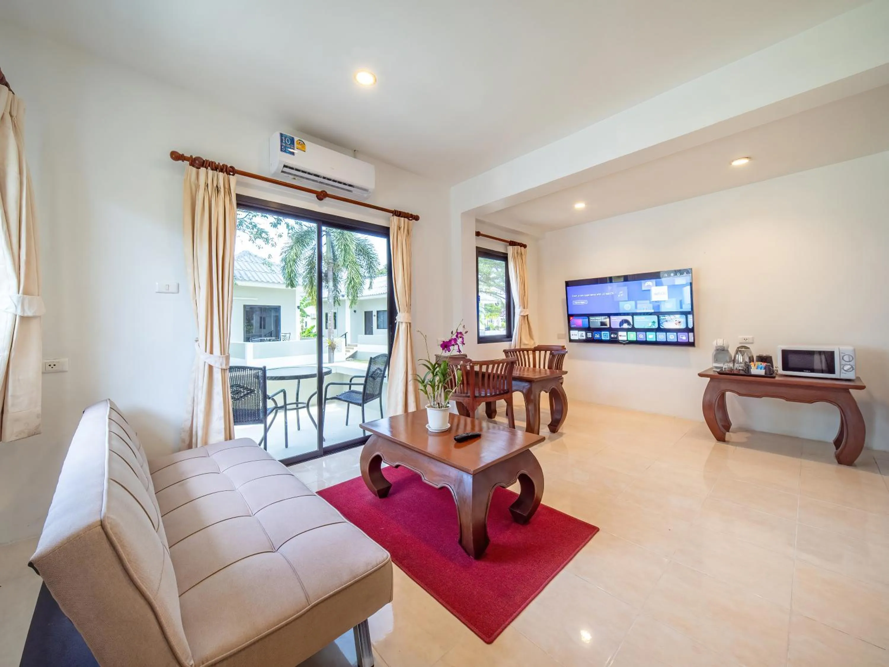 Living room in Isara Nai Yang resort