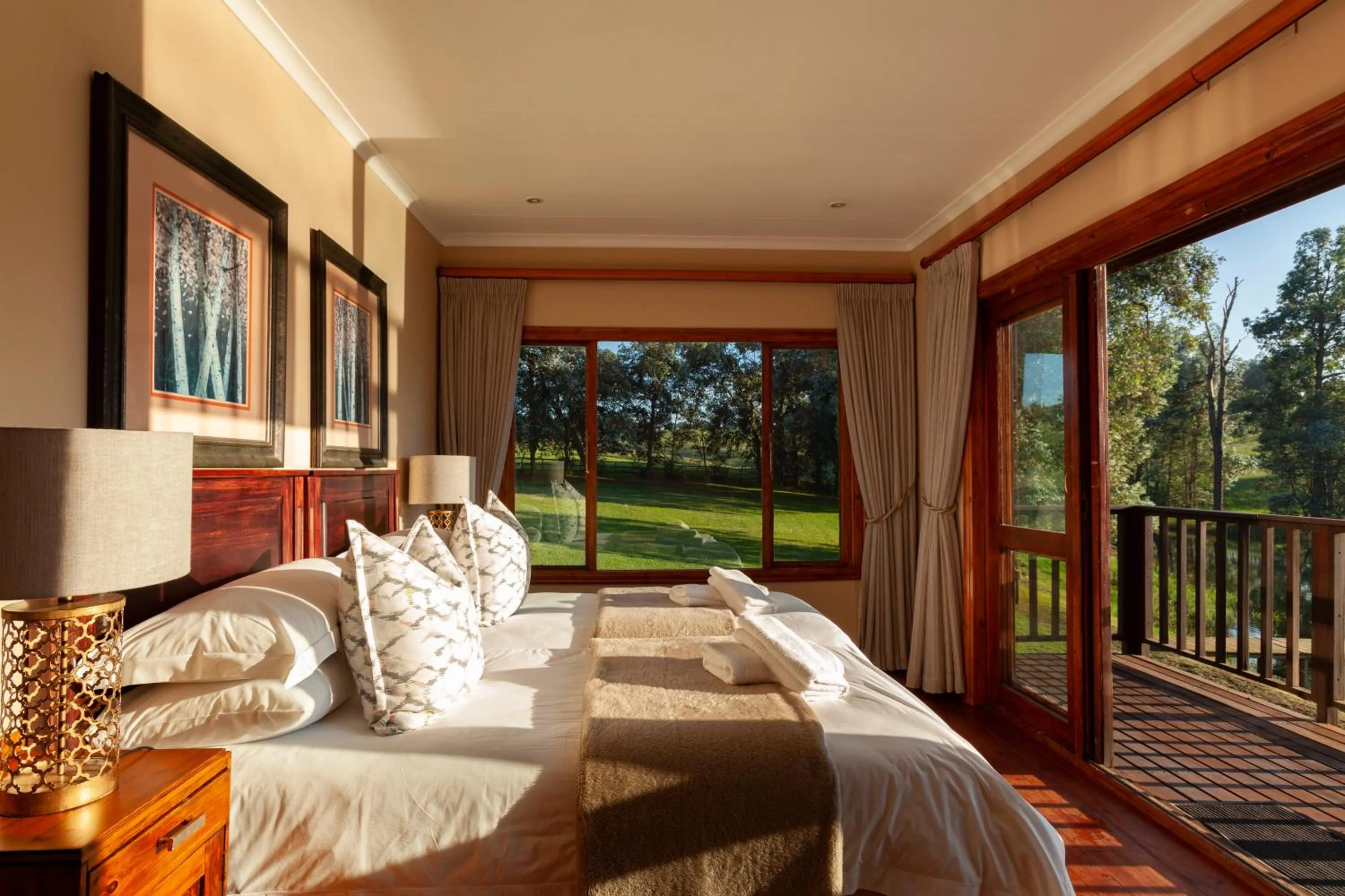 Day, Bed in Whispering Waters